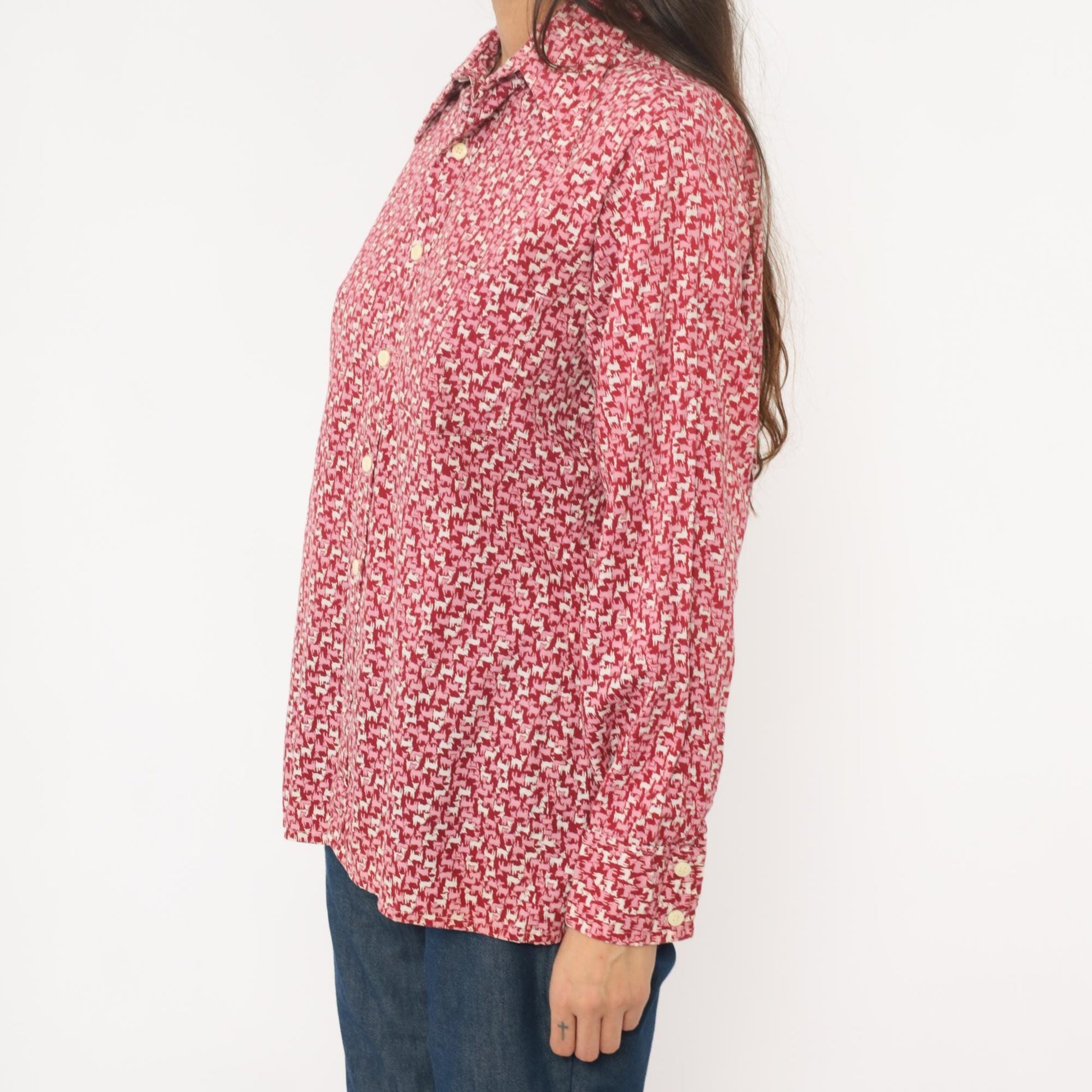 70s Van Heusen Lamb Print Button-Up Blouse Red Cream Pointed Collar Large L