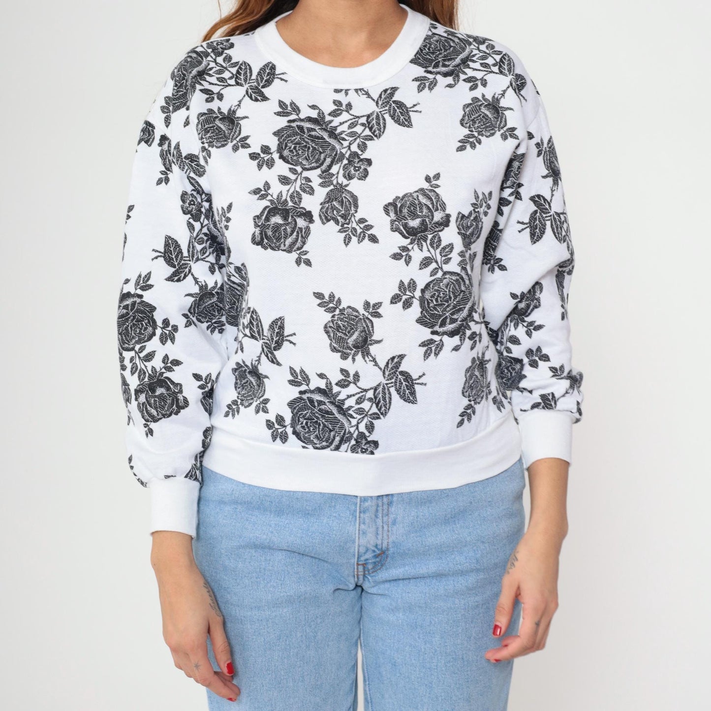 90s Black Rose Floral White Cropped Sweatshirt Crew Neck Small S
