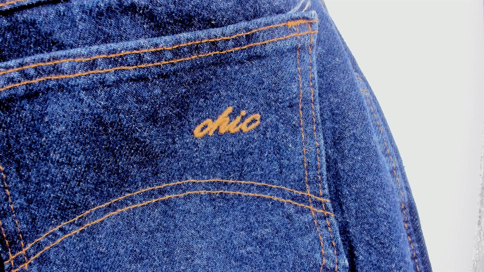 80s High Waisted Dark Wash Jeans Tapered Leg Five Pocket Denim Size 28
