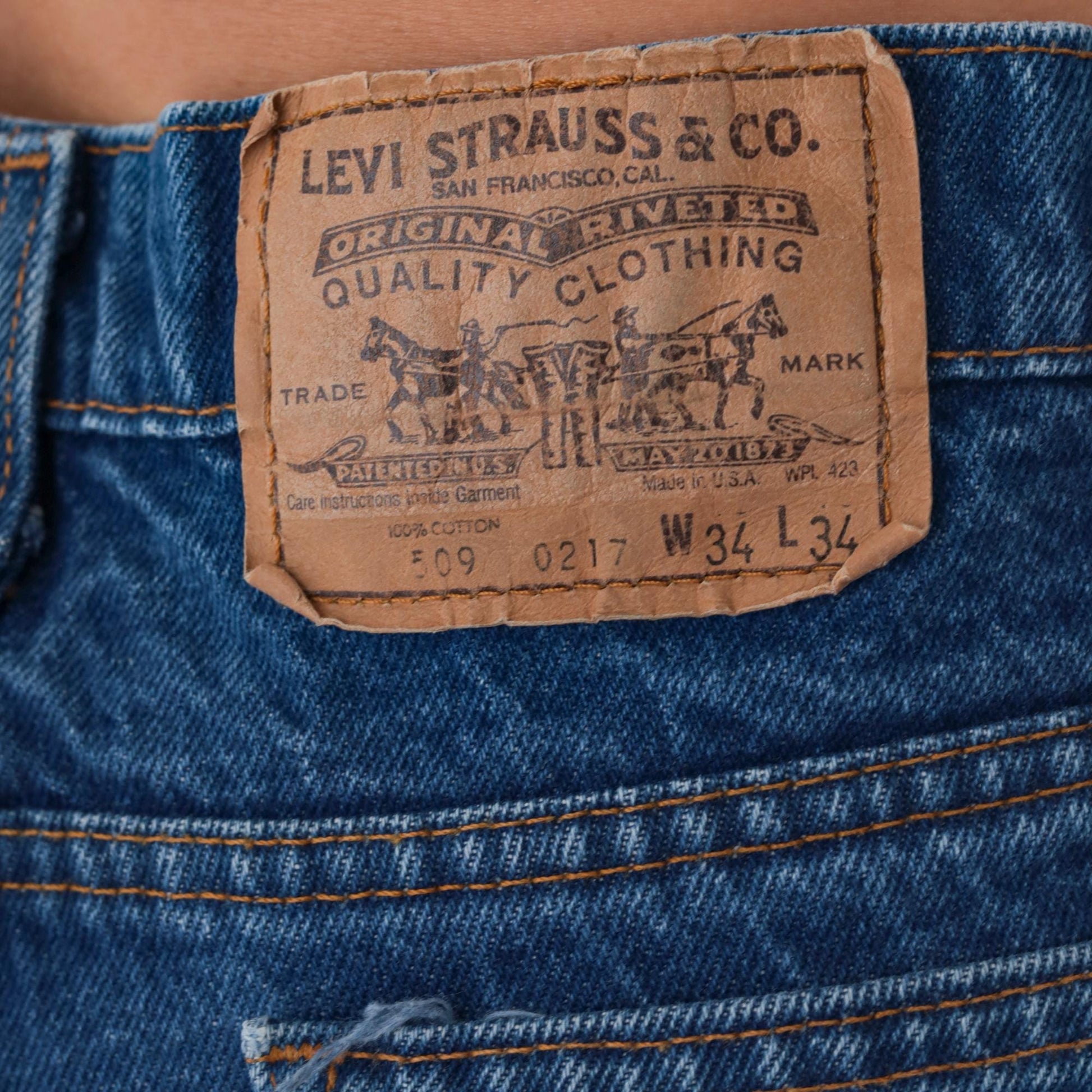 90s Levi's Medium Blue Denim High Waist Straight Leg Jeans W34 L34