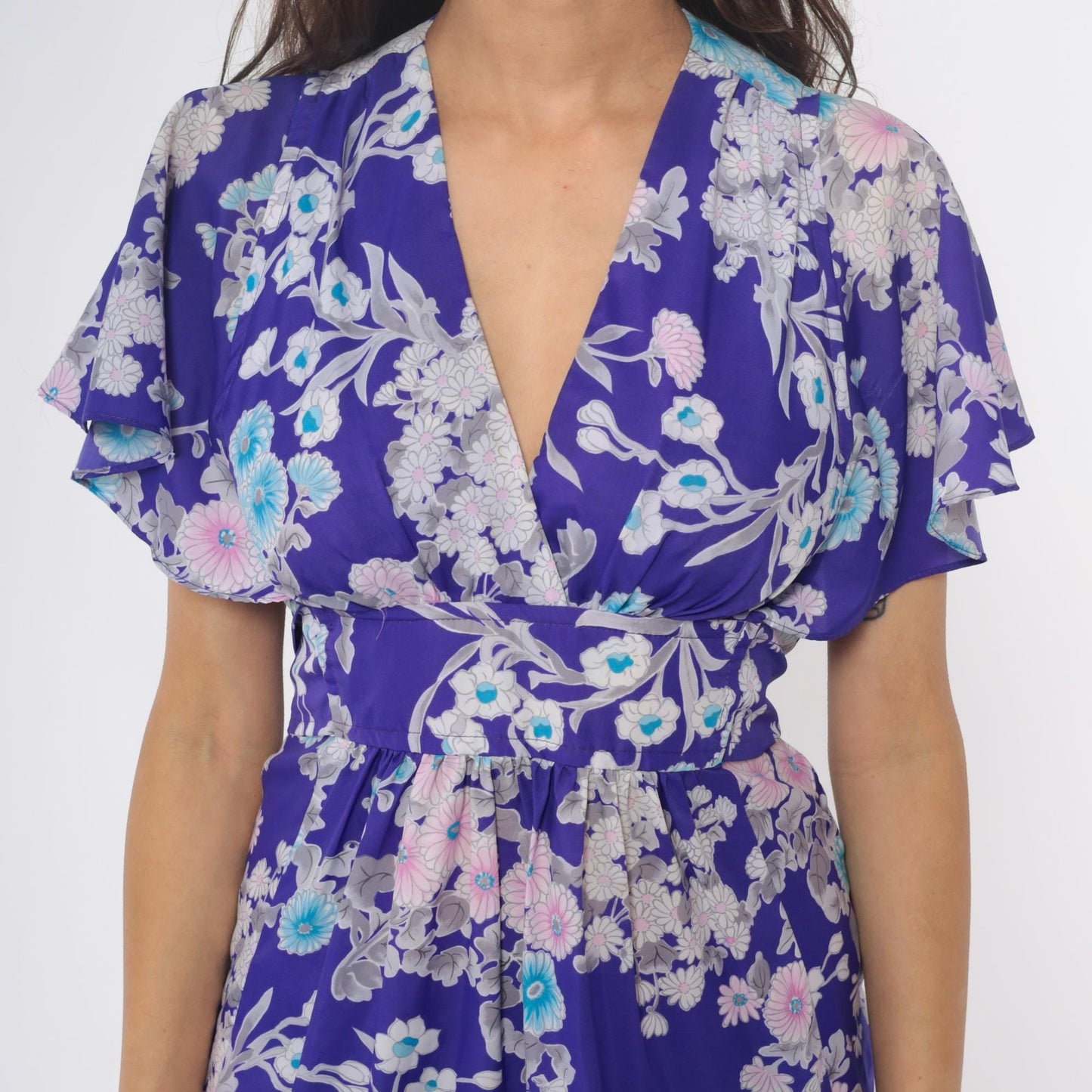 70s Purple Floral Wrap Dress Flutter Sleeve V-Neck Knee Length Small