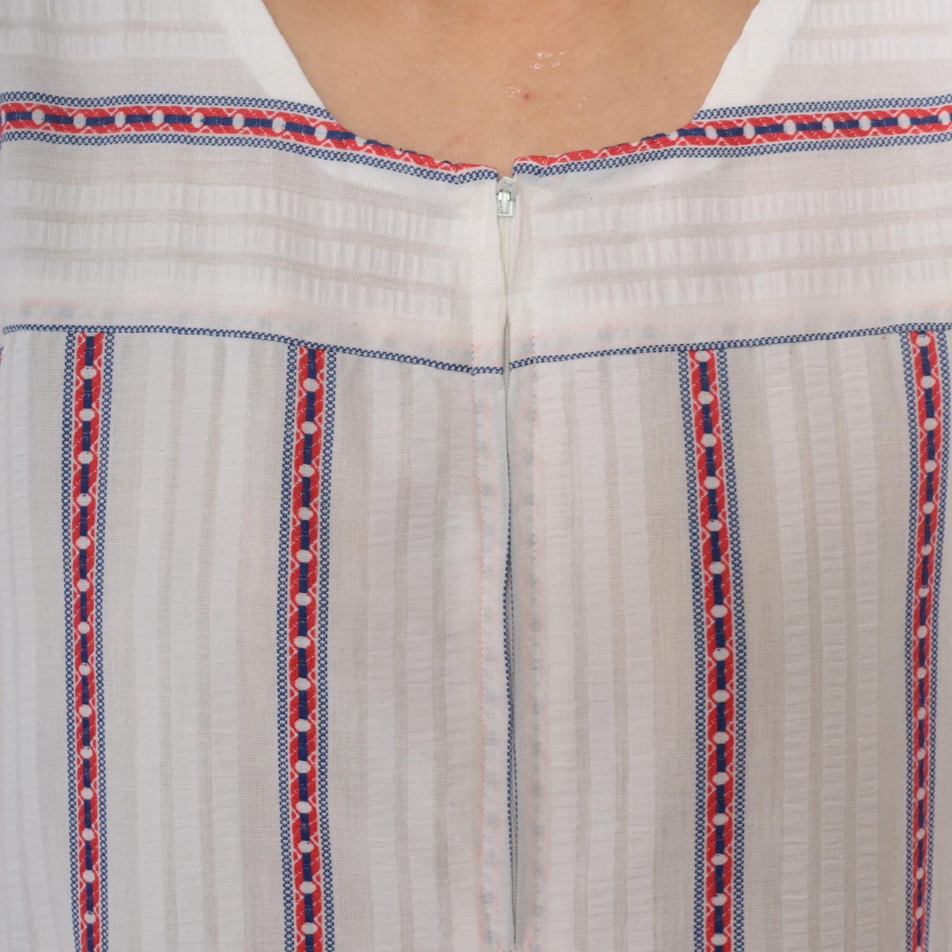 70s White Embroidered Peasant Shift Dress Red Blue Trim Cap Sleeve Large