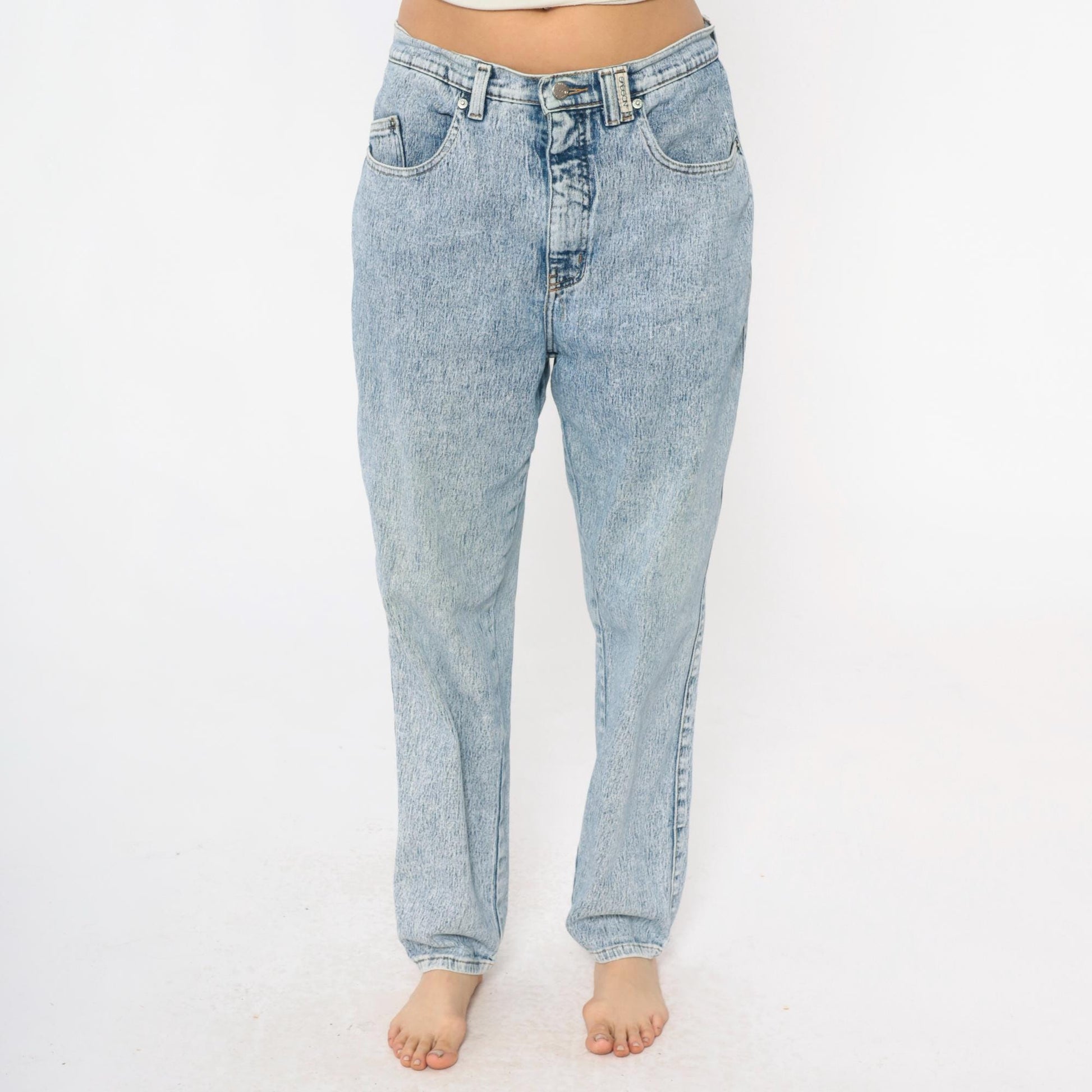 90s Sasson Acid Wash High-Waisted Straight Leg Jeans Light Blue Large