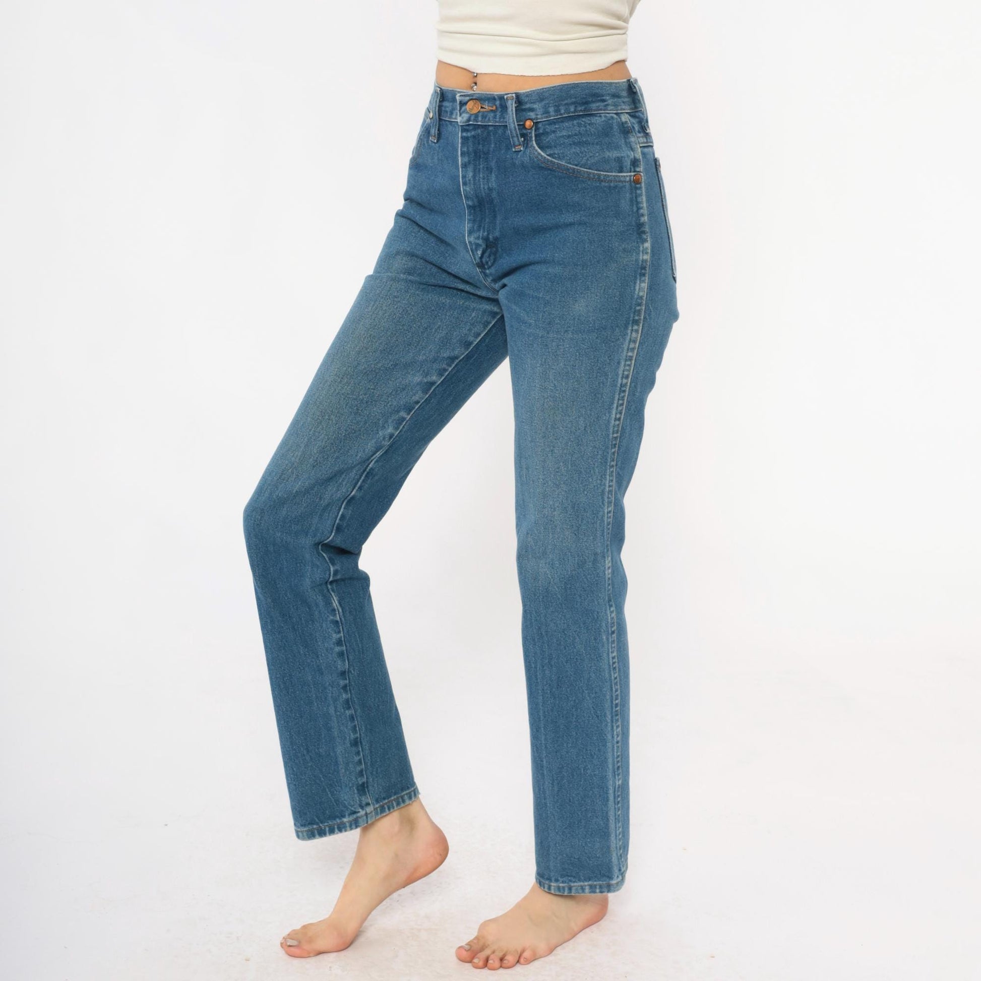 90s Wrangler High Rise Straight Leg Jeans Light Blue Denim 30x32