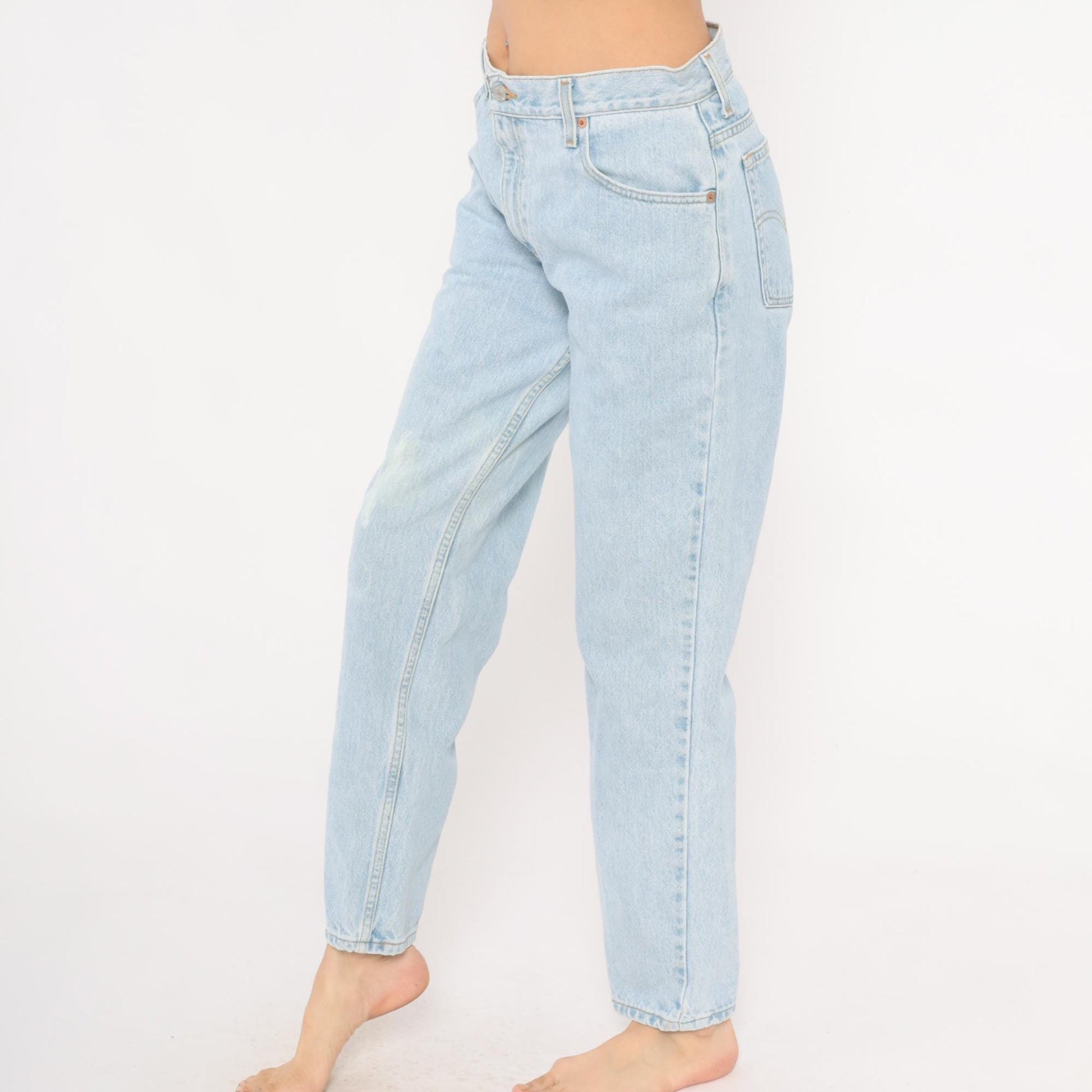 Levi's 550 Mom Jeans Light Wash High Waisted Tapered Leg 90s Cotton 31