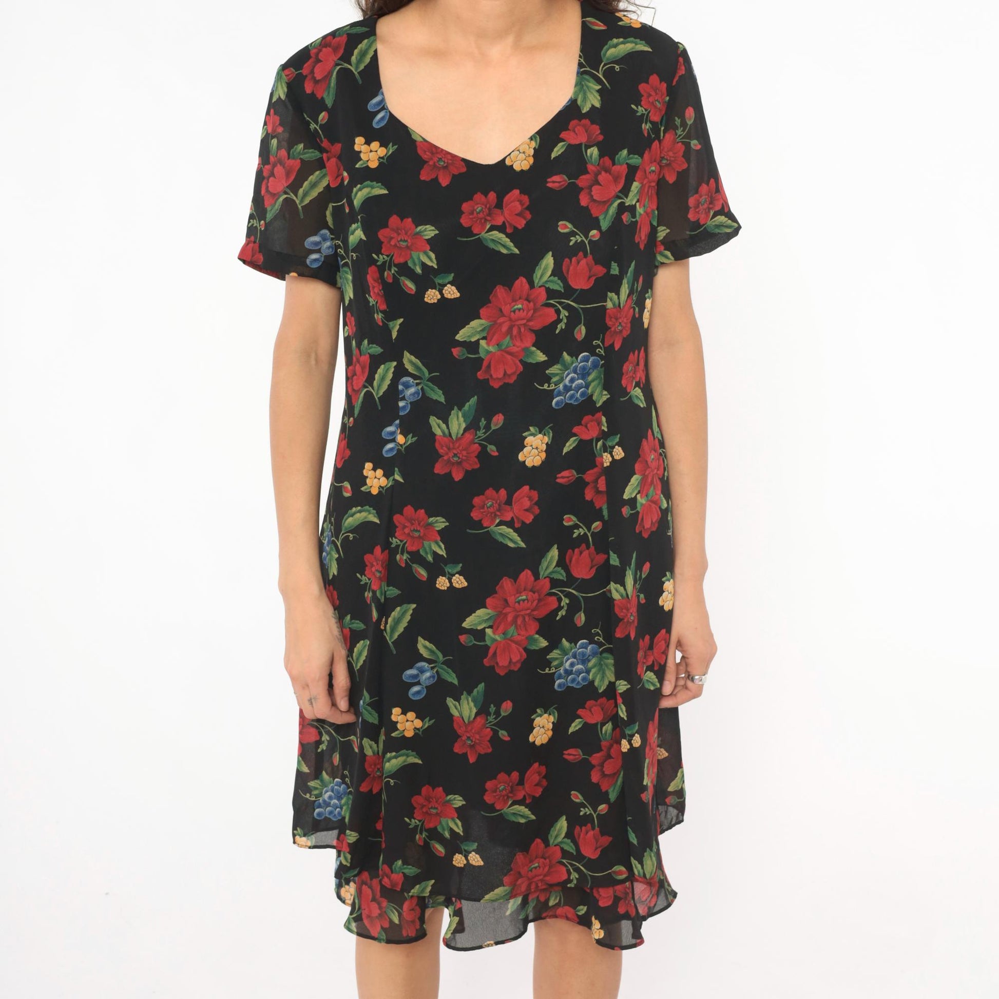90s Olivia Rose Floral Knee-Length Dress Black Red Grape Print Medium M