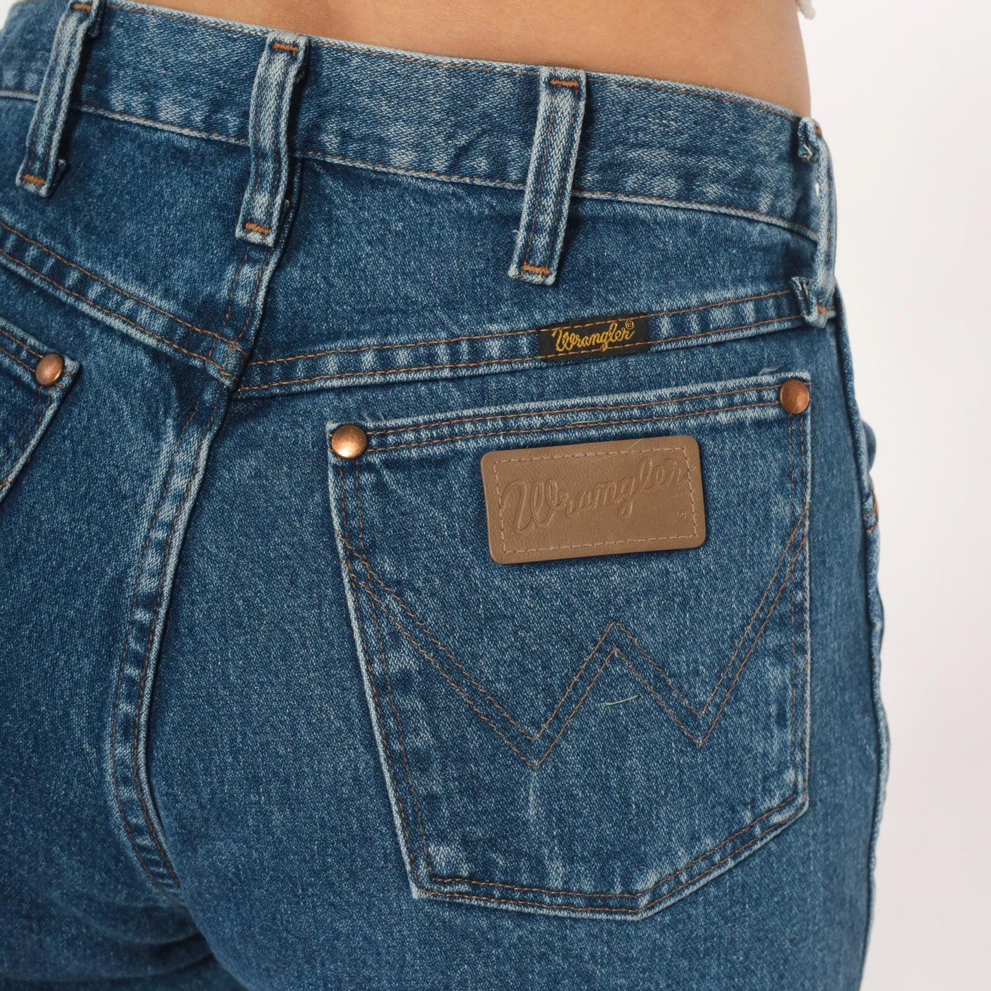 90s Wrangler High Rise Straight Leg Jeans Medium Wash Denim Small