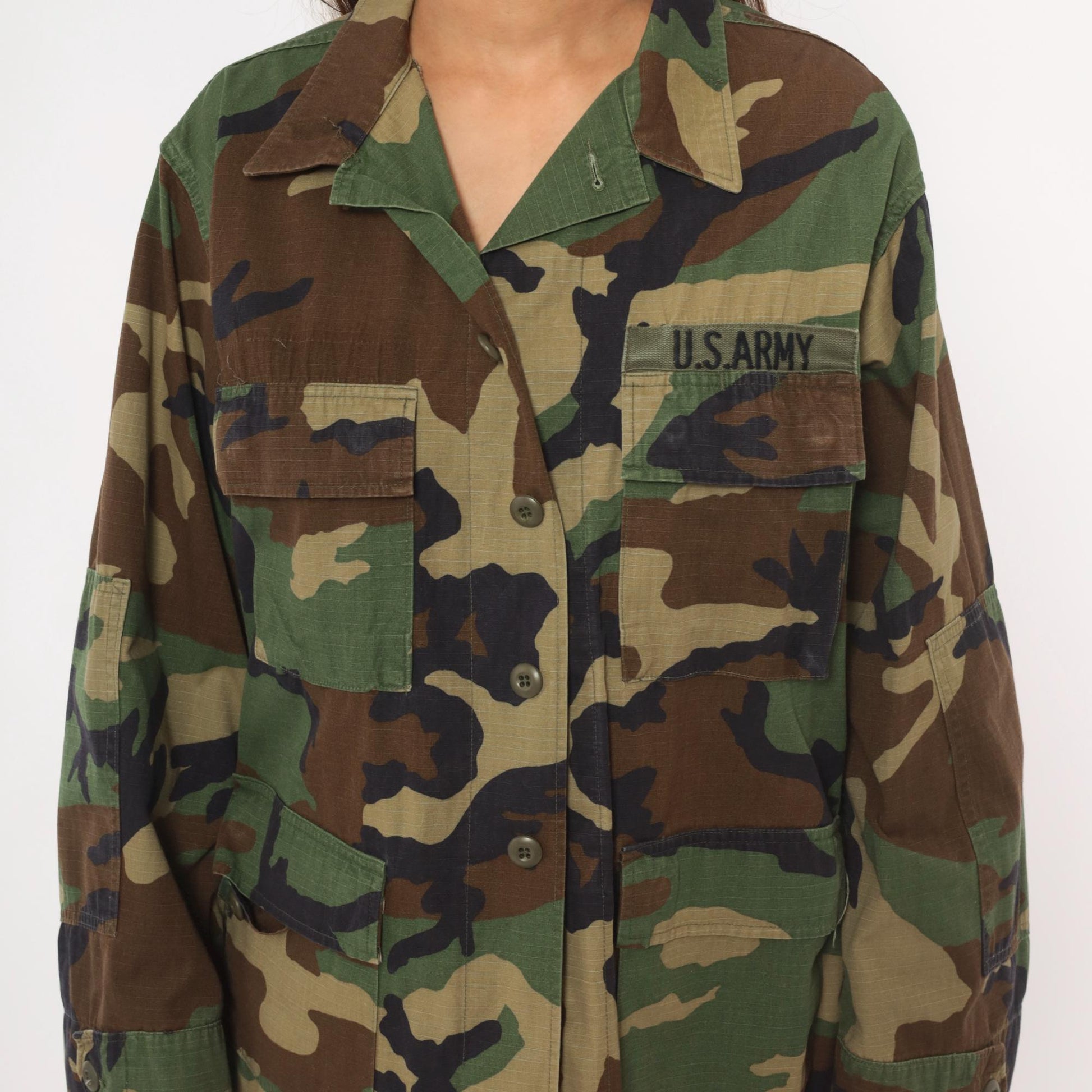 90s U.S. Army BDU Woodland Camouflage Button-Front Shirt Medium M