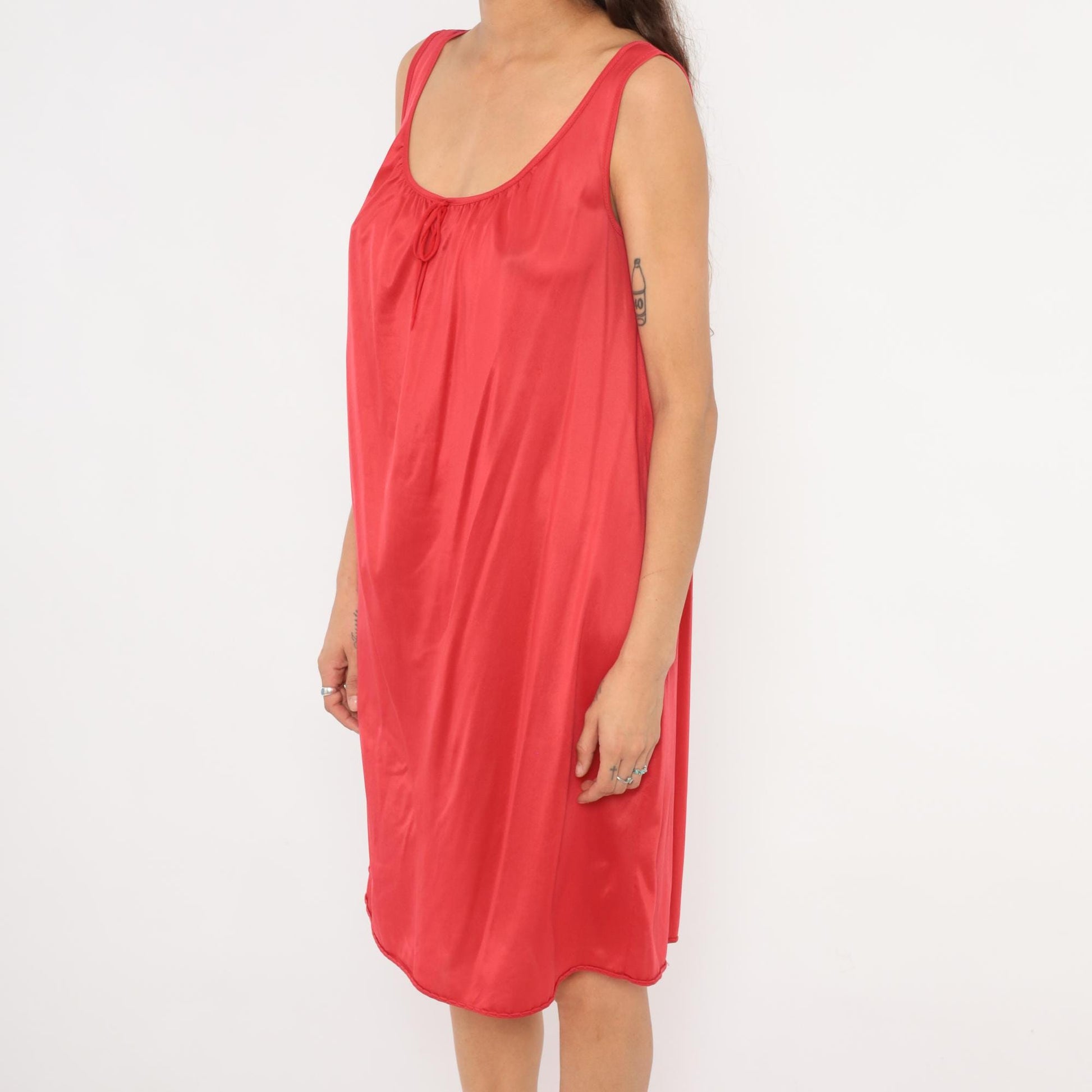 80s Eve Moral Red Satin Nightgown Scoop Neck Knee Length Medium M