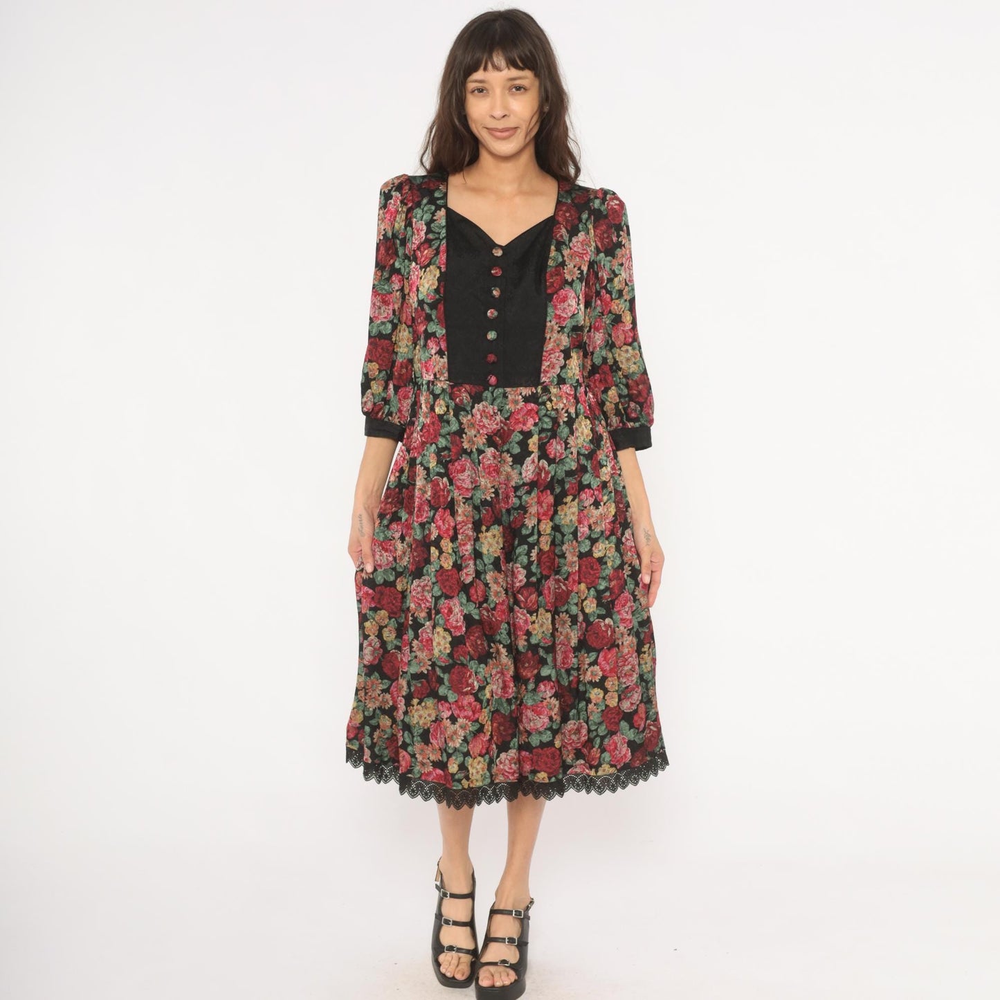 90s Rose Dirndl Dark Floral Midi Dress Black Sweetheart Neckline Medium M