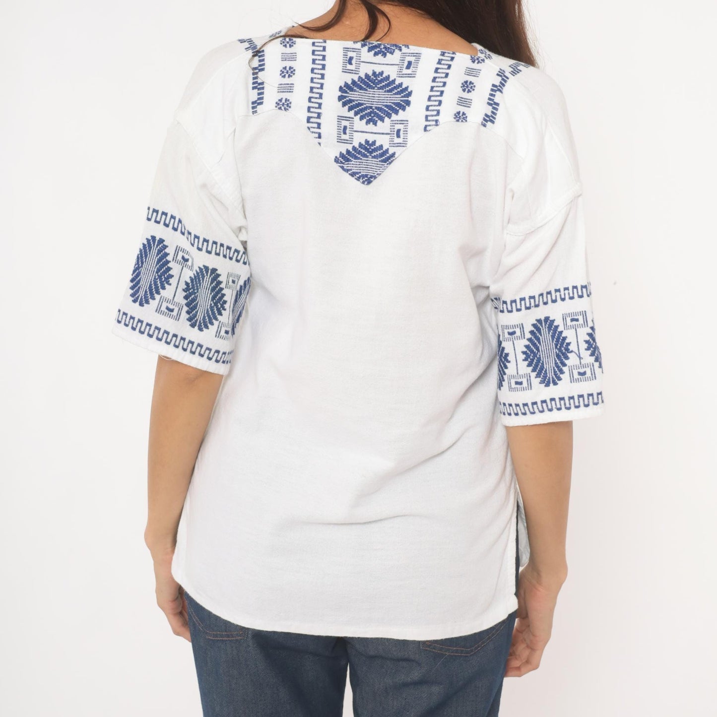 90s White Cotton Embroidered Mexican Blouse Navy Geometric V-Neck Large L