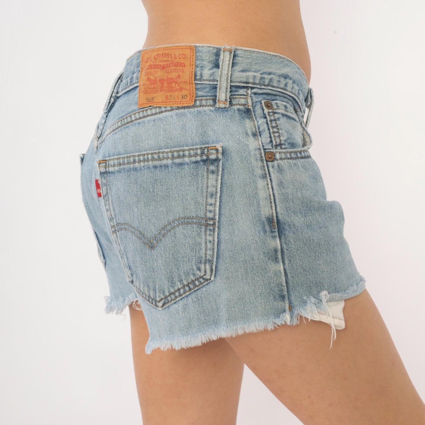 Levi's 505 Cutoff Denim Shorts Light Wash Raw Hem 34 x 30