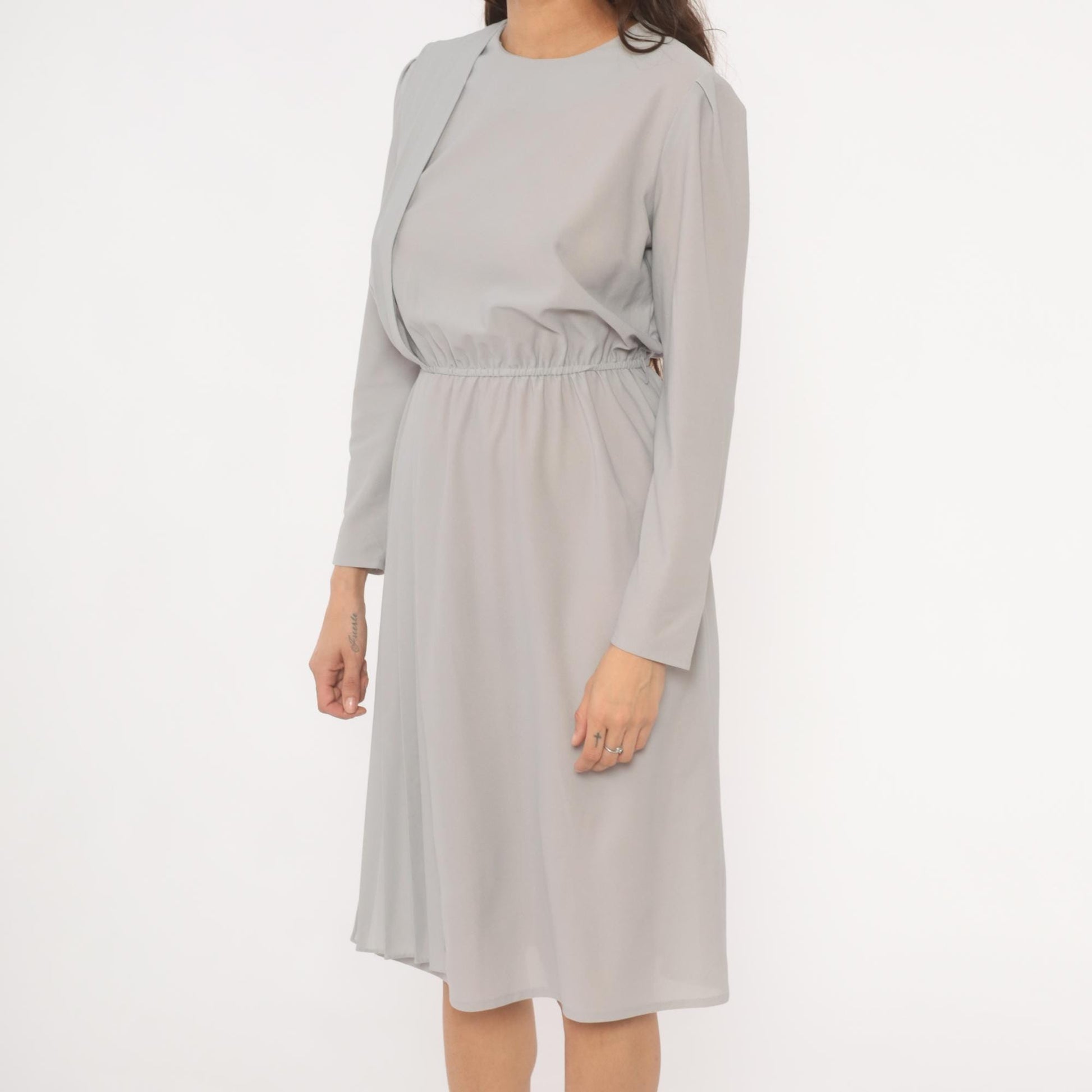 80s Grey Pleated Front Dress Pearl Button Back Long Sleeve Knee Length Small S