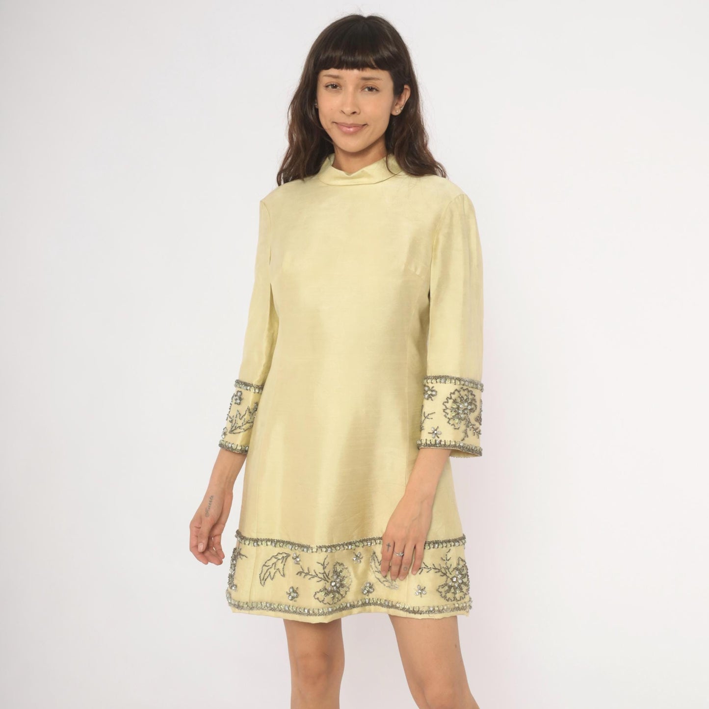 60s Miss Elliette Cream Shift Dress Silver Beaded Floral Mock Neck Mini Medium M