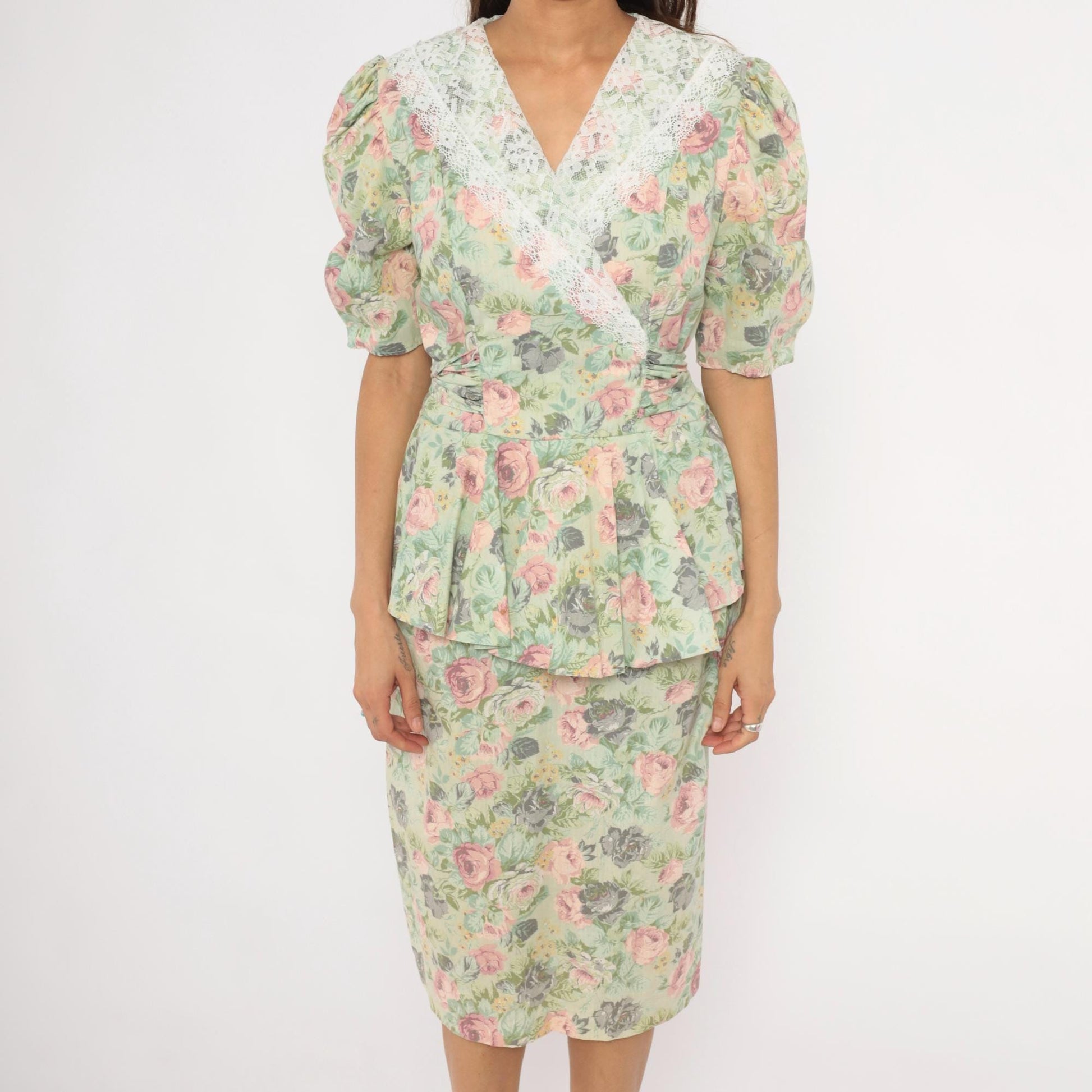 90s Sage Floral Peplum Dress Pink Rose Lace Collar Puff Sleeve Medium M
