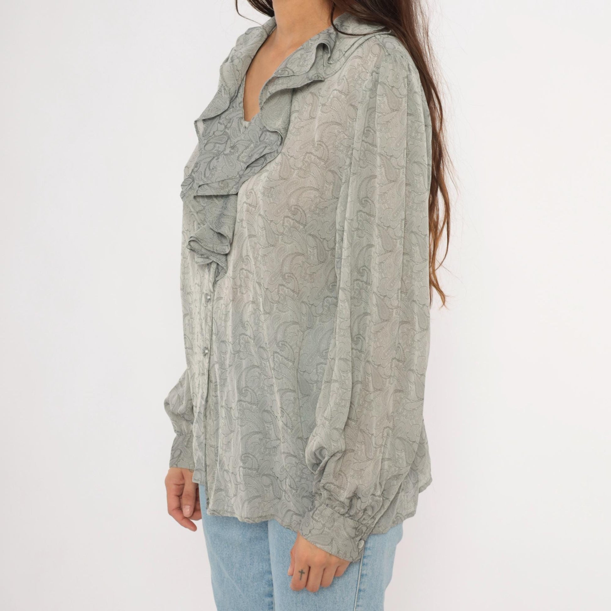 90s Christie & Jill Paisley Ruffle Blouse Grey Silver Button Front V Neck Large L