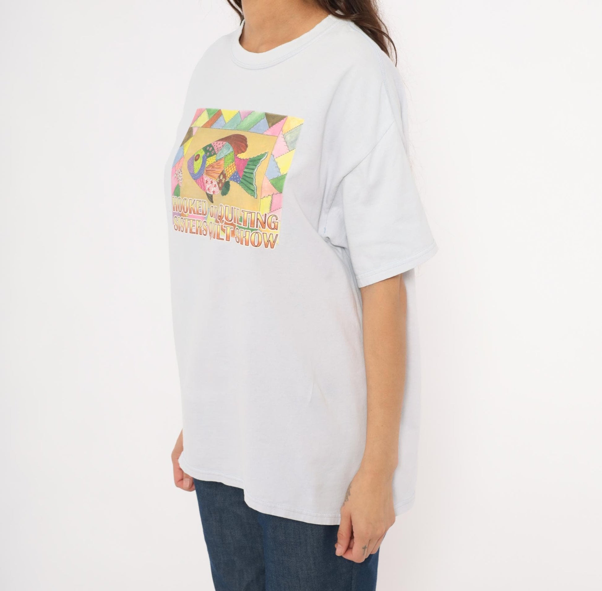 90s Gildan Fish Graphic Tee Quilted Sisters Quilt Show Pale Blue Large L