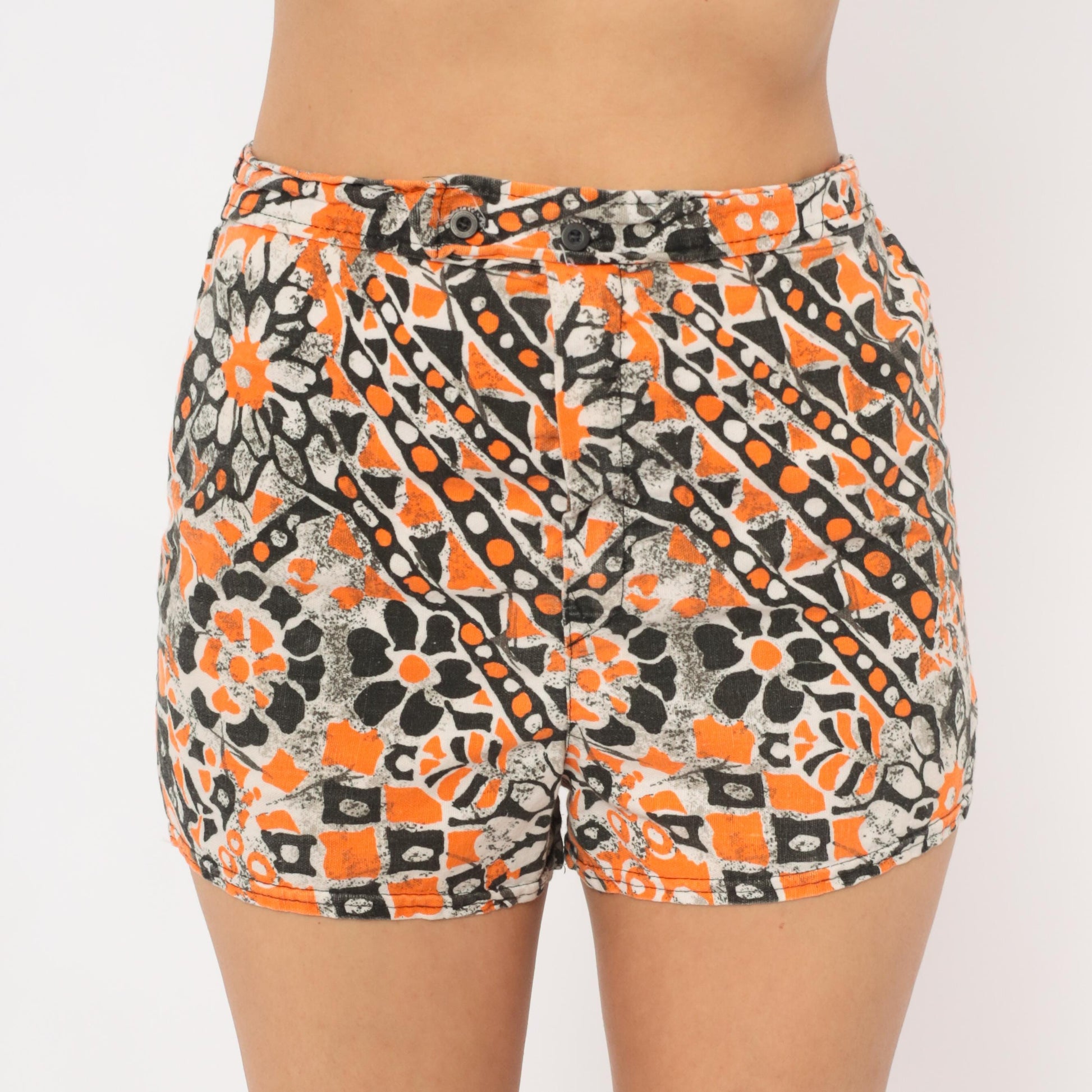 80s Gantner Psychedelic Floral Shorts Orange Black Cotton High Rise Small