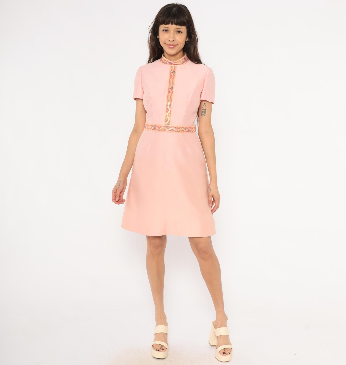 1960s Wool Silk Mandarin Collar Dress Pink Floral Embroidered Trim Knee-Length Small