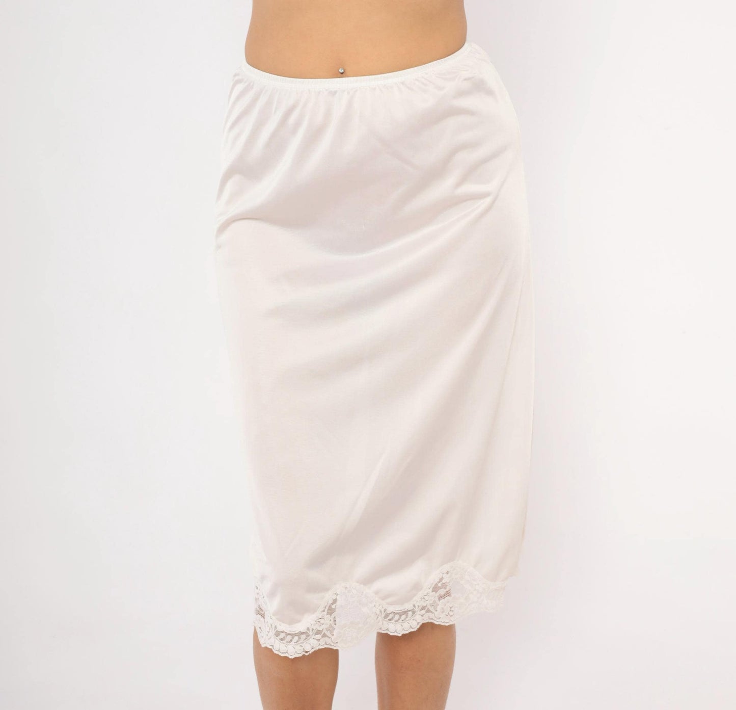 80s Adonna White Nylon Half Slip Knee-Length Lace Trim Small S