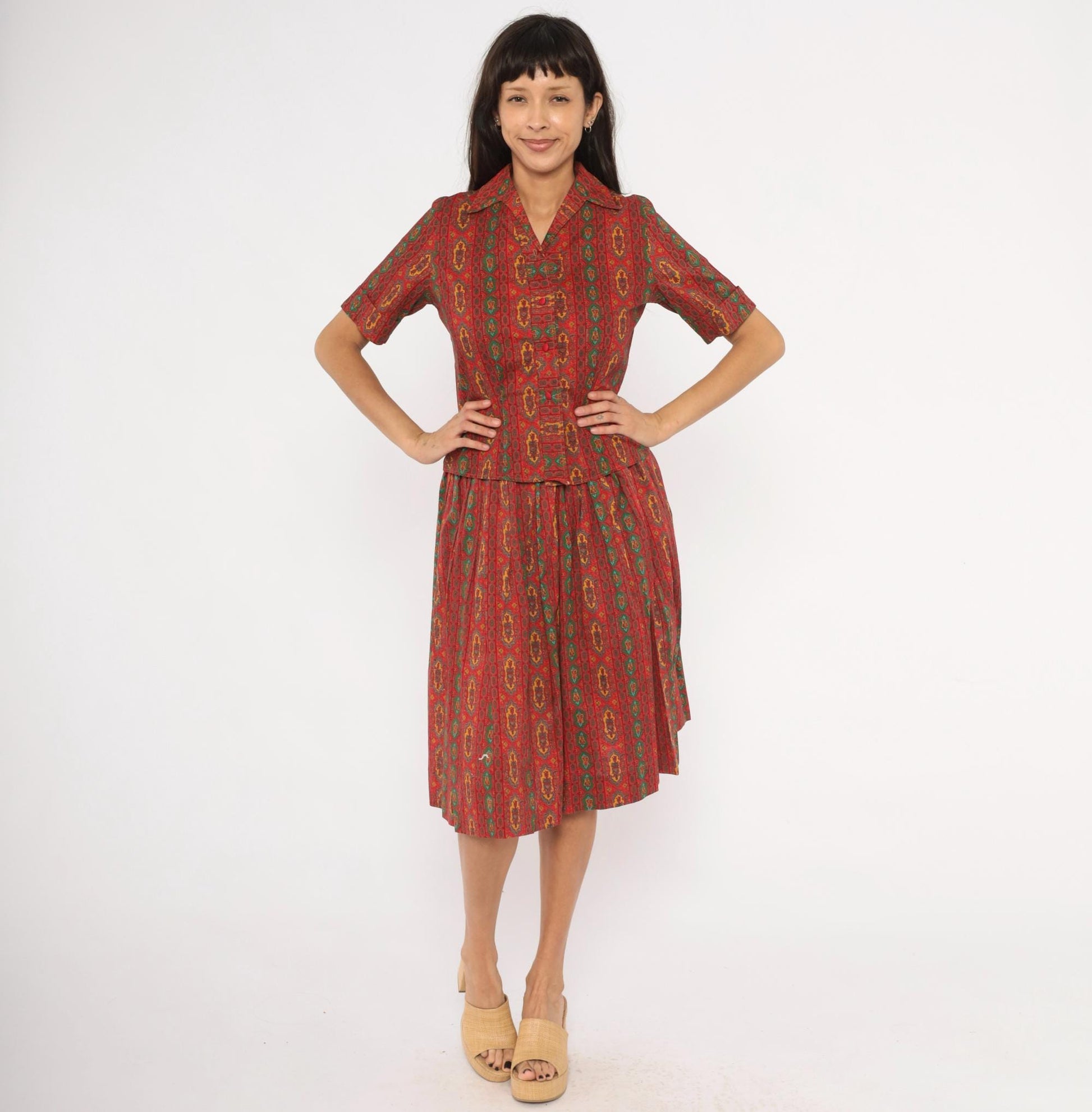 60s Medallion Print Two Piece Set Red Green Cotton Blouse Pleated Skirt Small