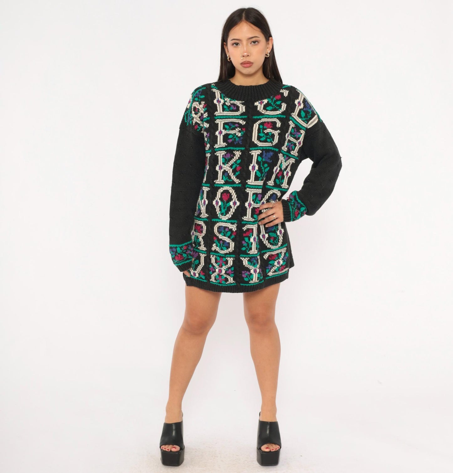 90s Signatures Black Alphabet Floral Knit Sweater Cable Knit Pullover Small S