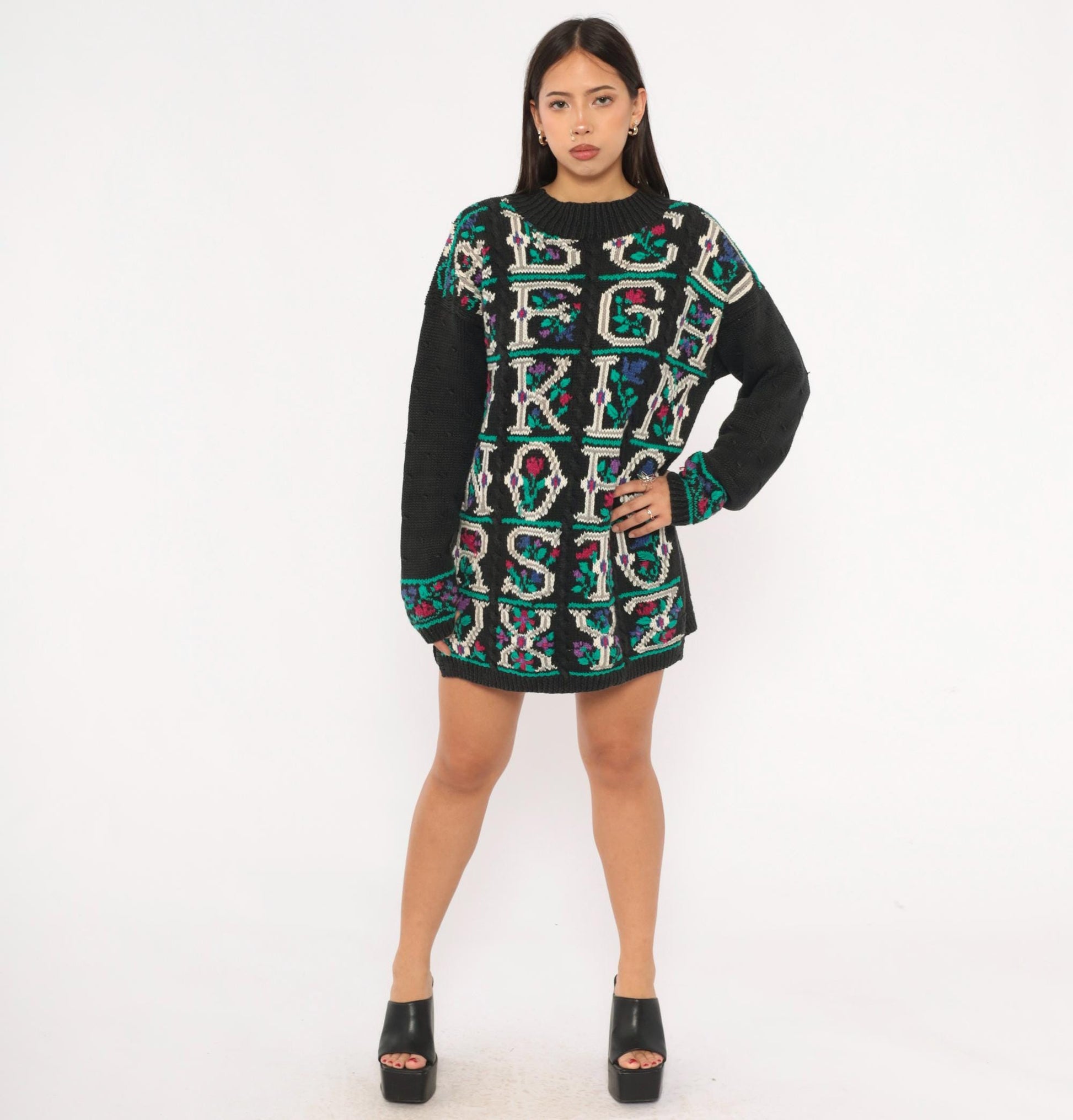 90s Signatures Black Alphabet Floral Knit Sweater Cable Knit Pullover Small S