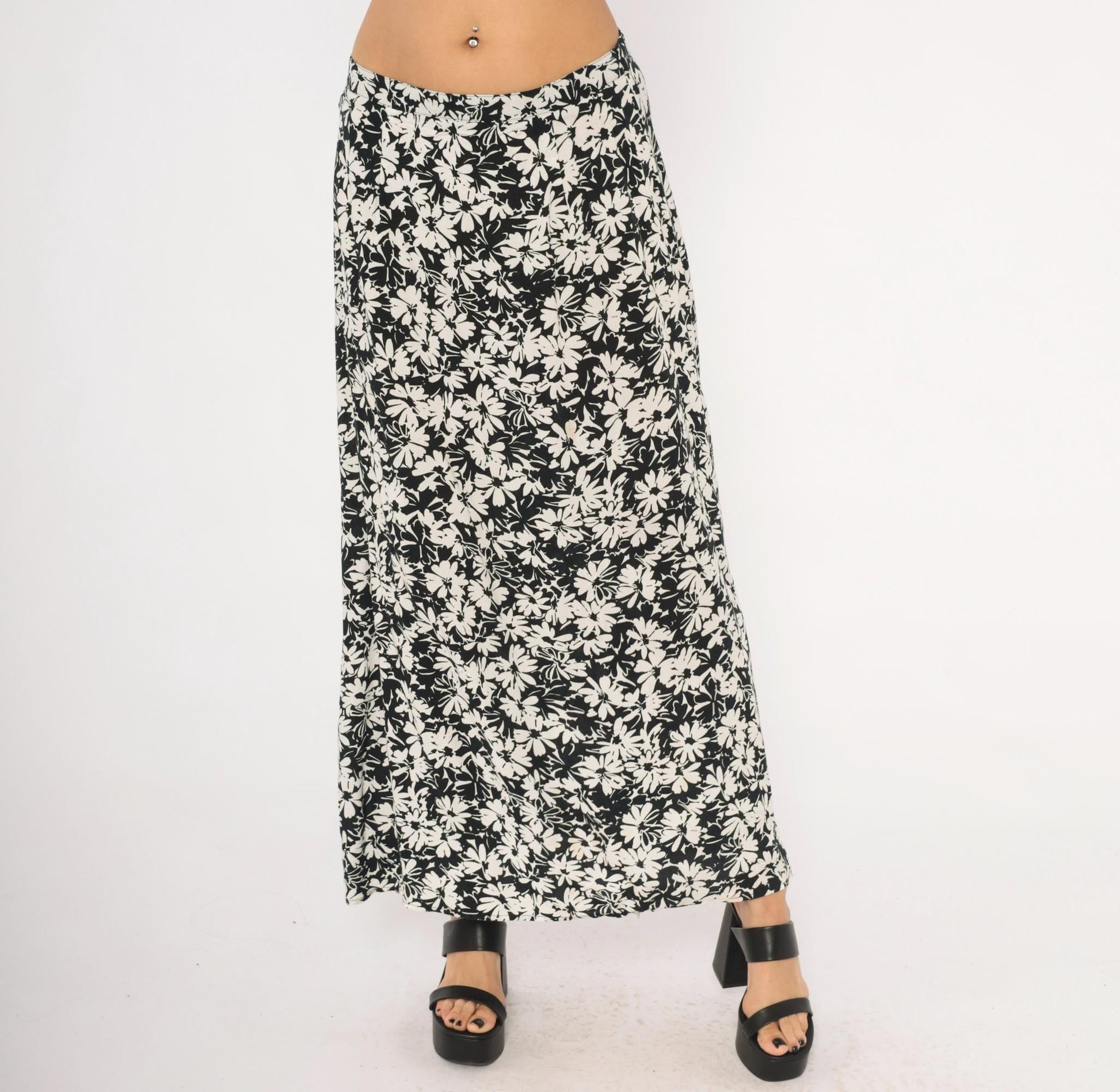 Y2K Briggs Black Daisy Floral Maxi Skirt Ivory Cream Medium M
