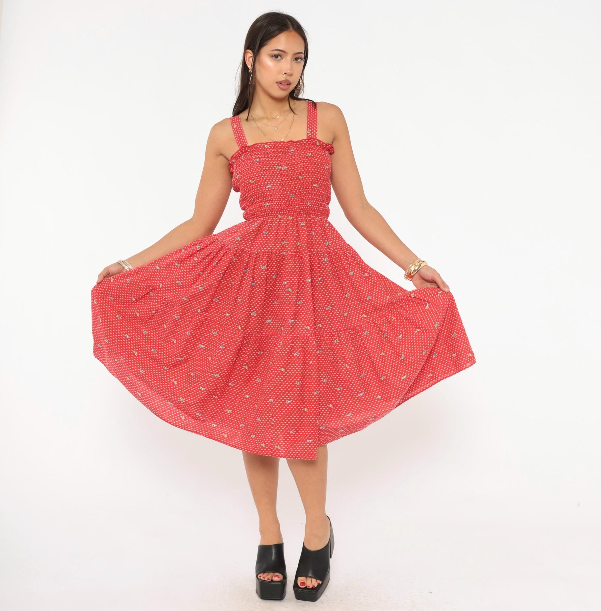 70s Red Sailboat Print Sundress Smocked Bodice Cotton Knee Length Medium M