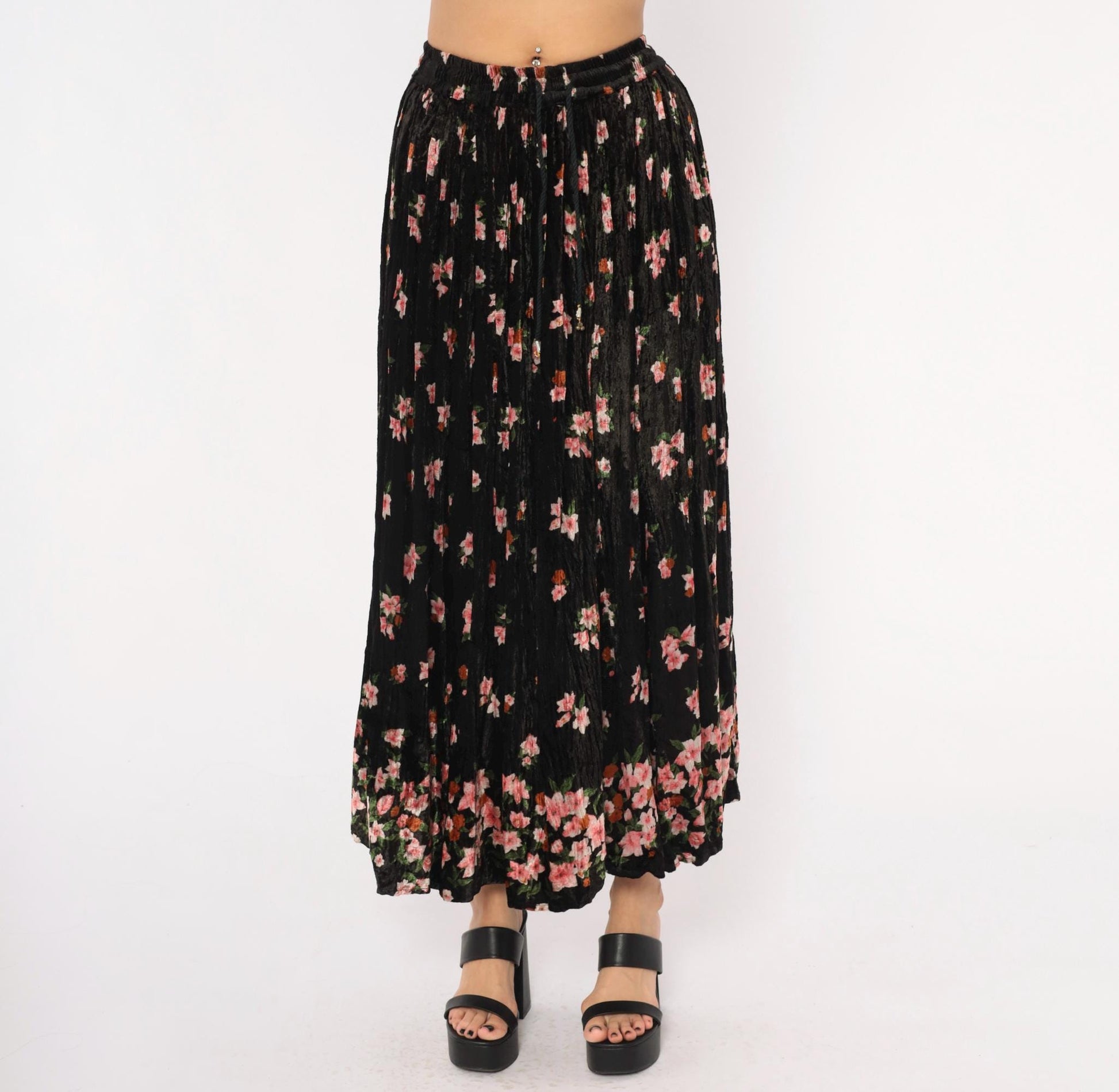 90s Xford Black Crushed Velvet Maxi Skirt Pink Floral Print One Size