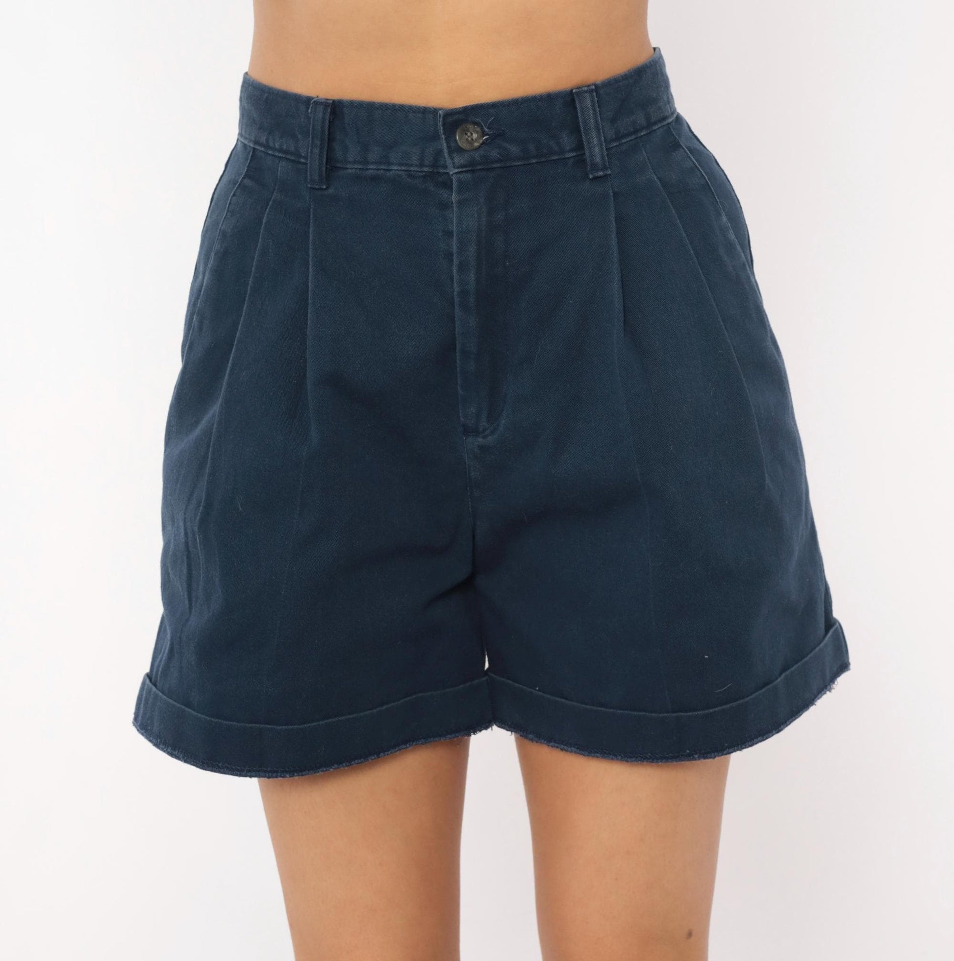 90s Lee Casuals Navy Pleated High-Waisted Shorts Cotton Cuffed Small