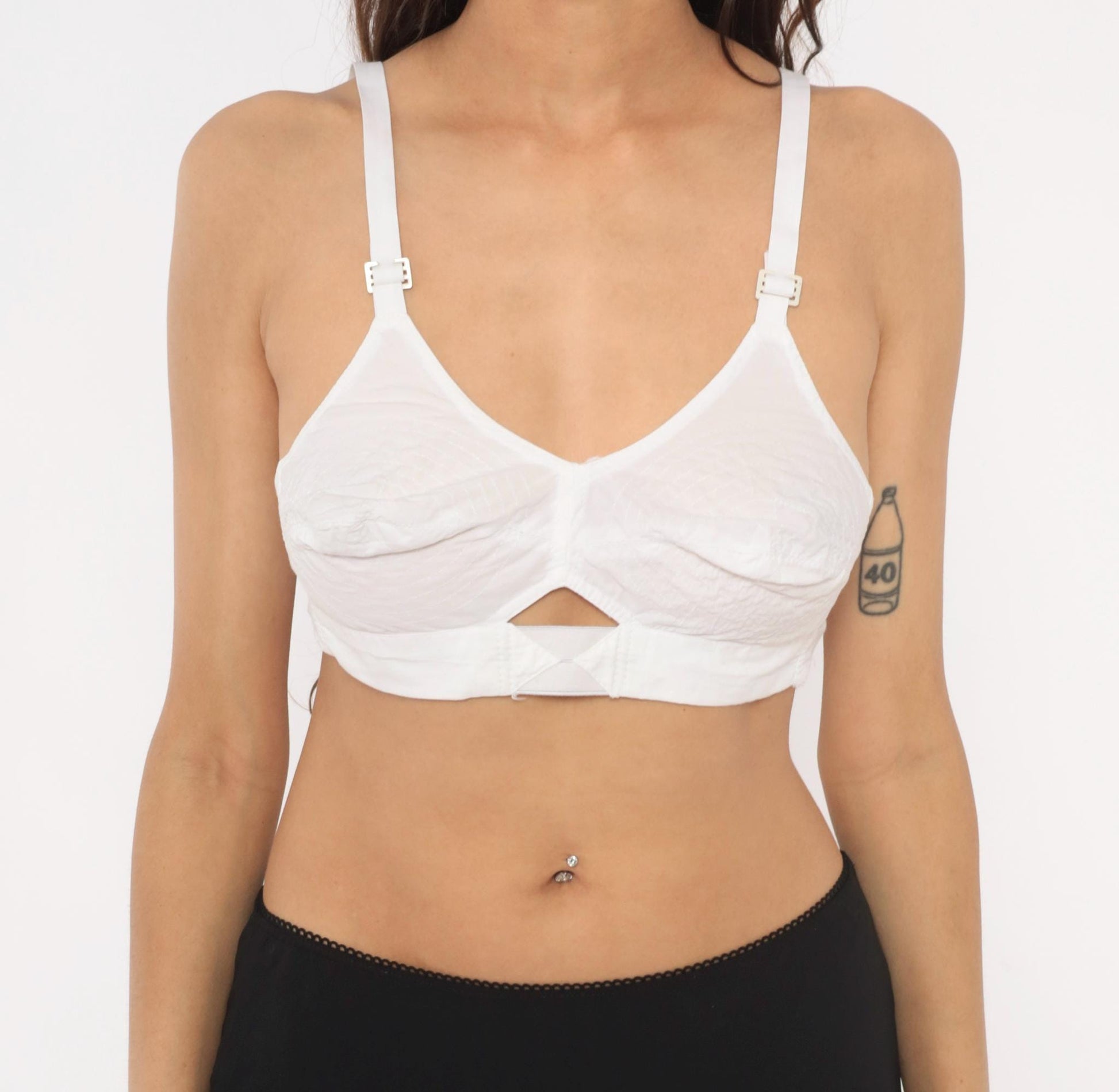 80s Anchors White Cotton Bra Pointed Cup Bullet Bra Medium