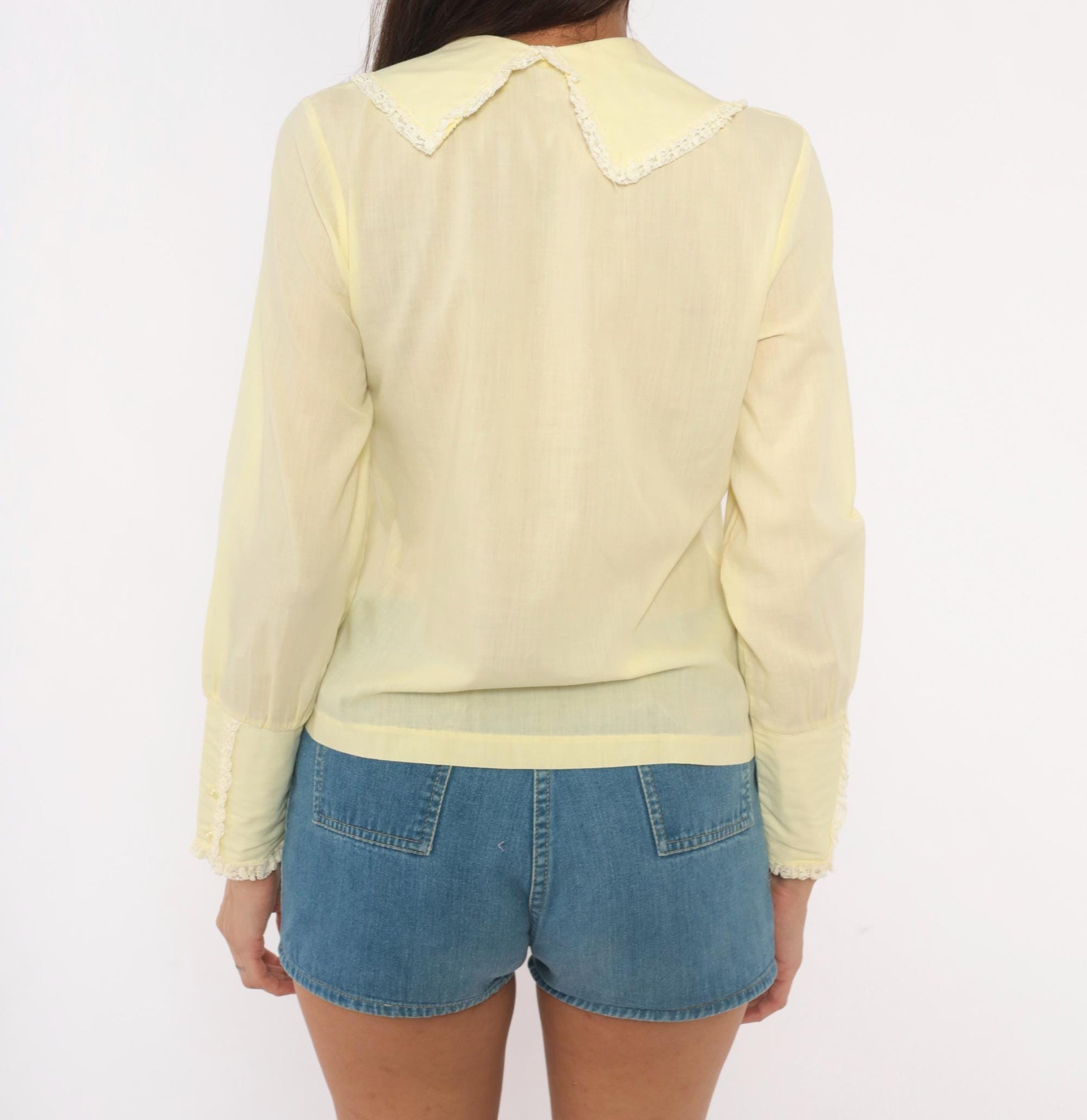 70s Quartet Fashion Butter Yellow Lace Trim Blouse Pointed Collar Cotton Small