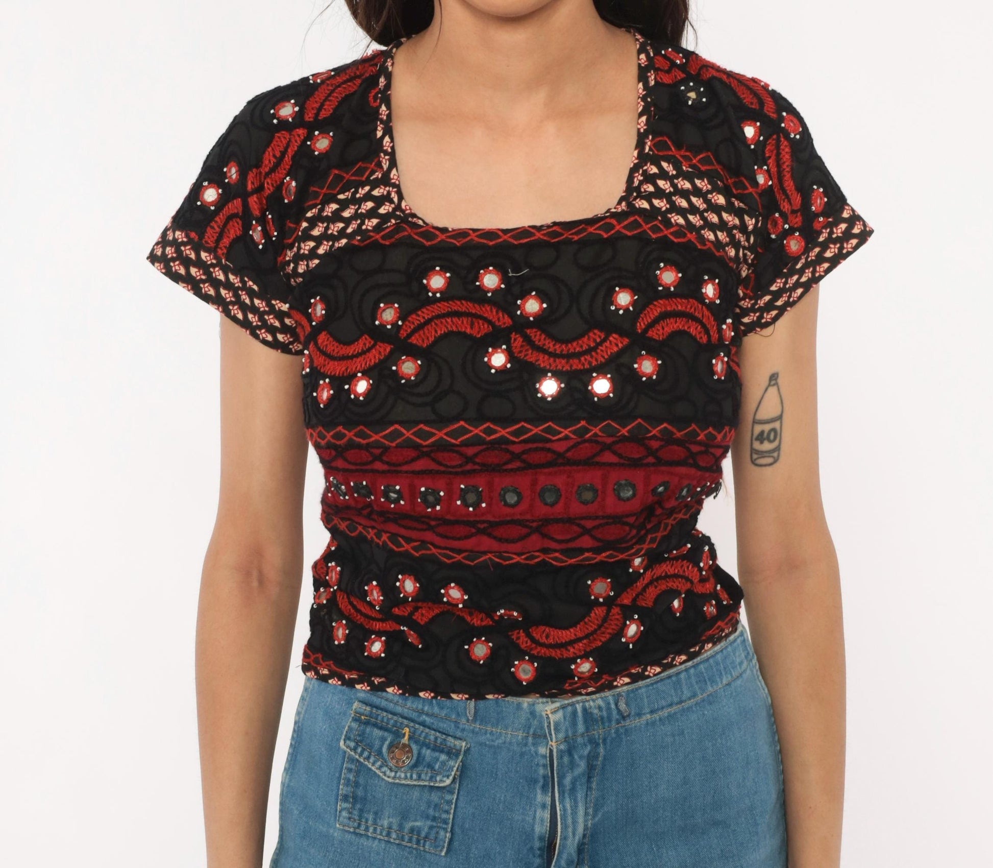 2000s Black Red Shisha Mirror Embroidered Cotton Crop Top Cap Sleeve Extra Small XS