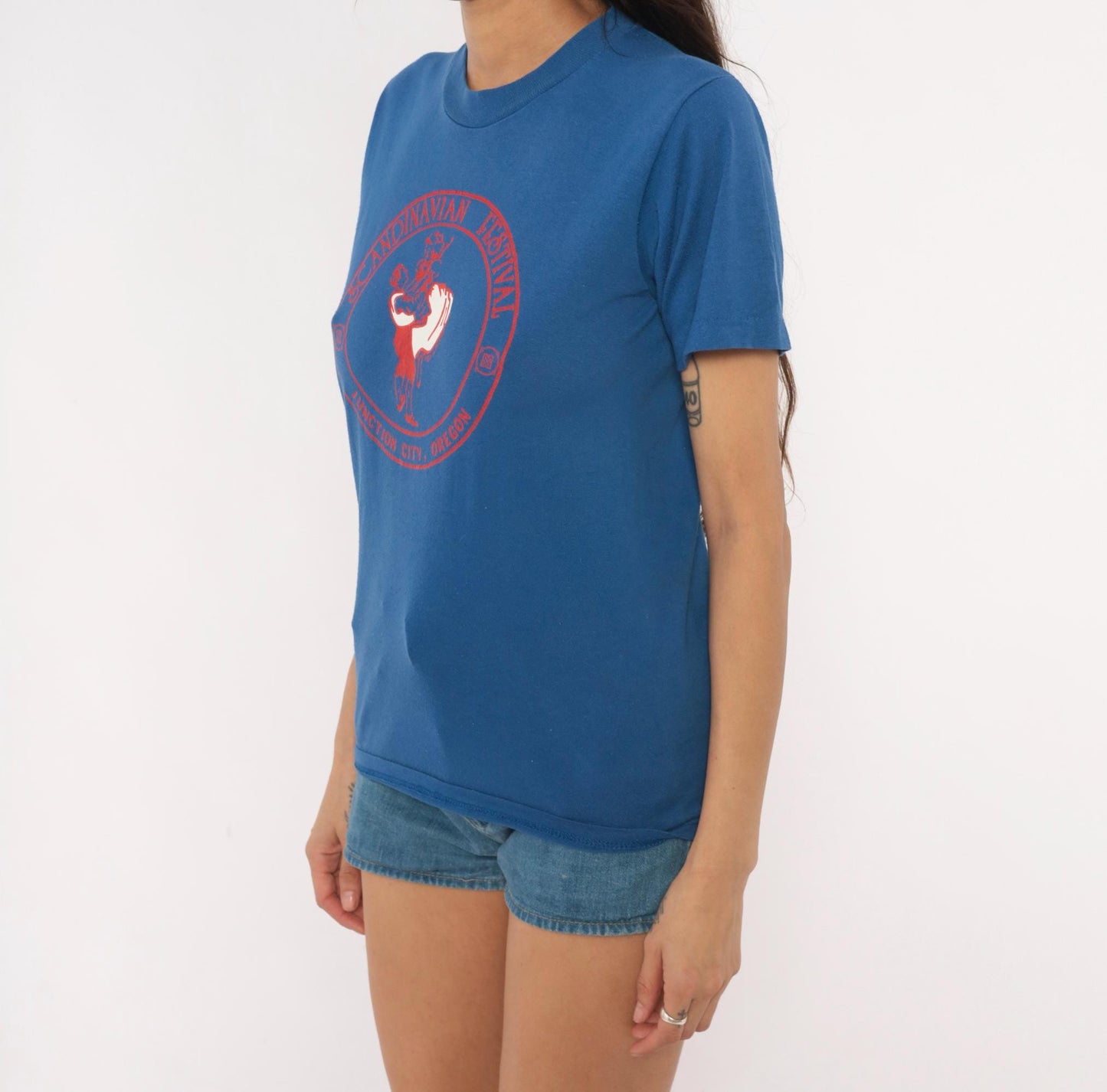 80s Scandinavian Festival Junction City Oregon Graphic Tee Blue Small