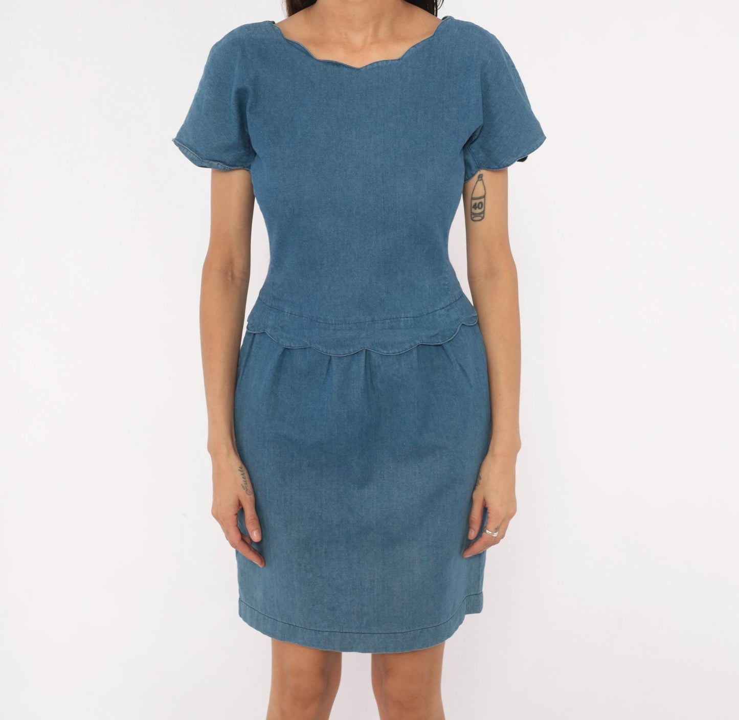 90s Central Falls Denim Dress Scalloped Waist Sweetheart Neckline Blue Medium M