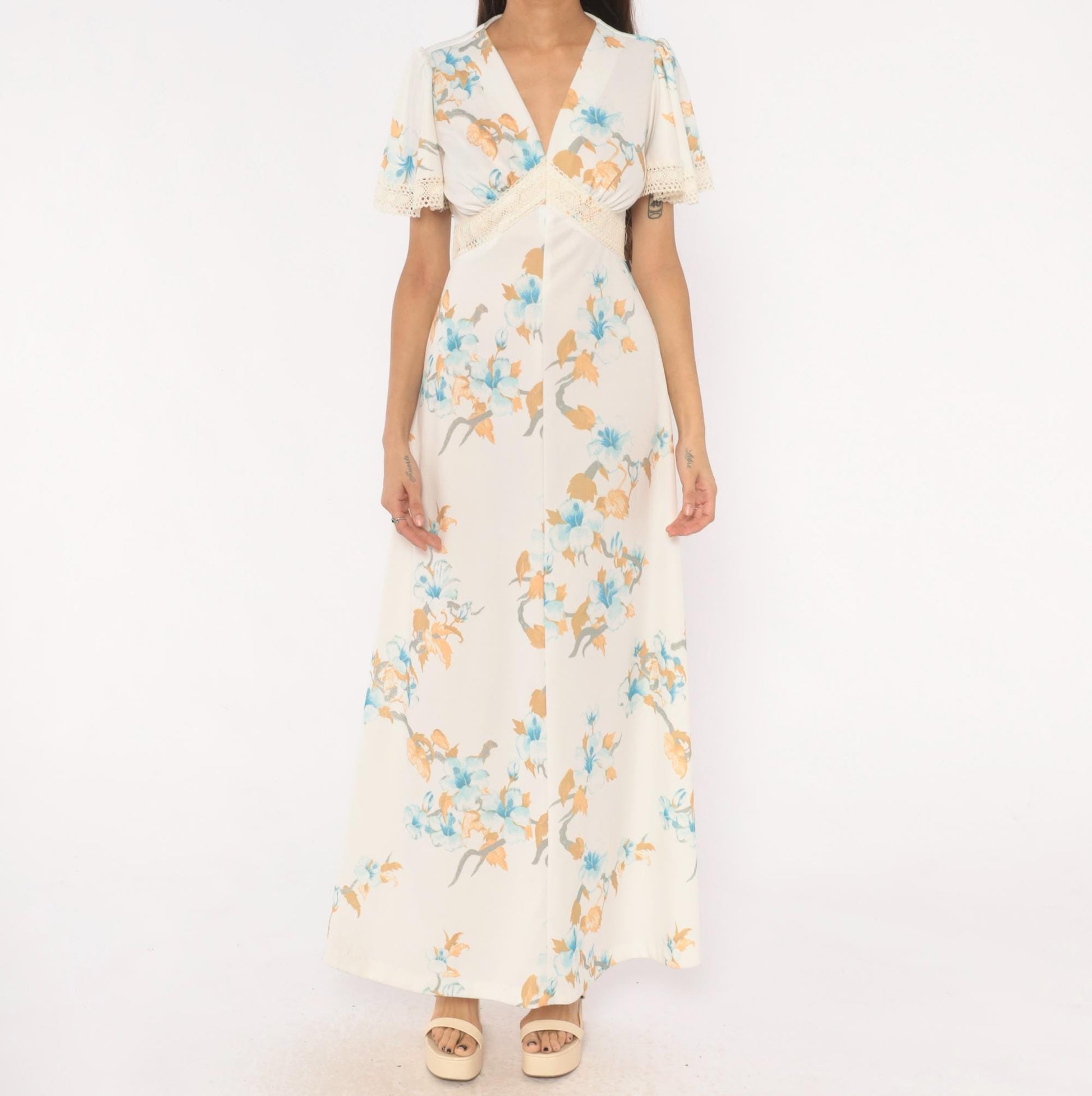 70s Floral Maxi Dress Crochet Lace V-Neck Puff Sleeve Ivory Blue Peach Large