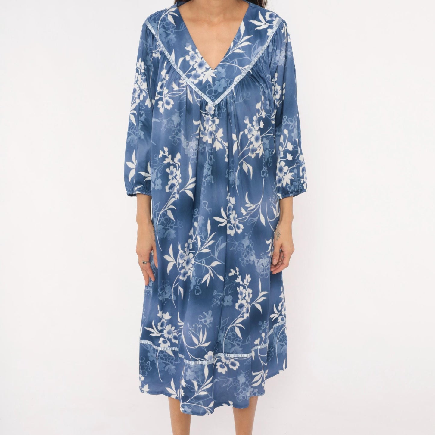 90s Blue White Floral Nightgown Lace Trim Mid-Calf Botanical Gown Medium XL