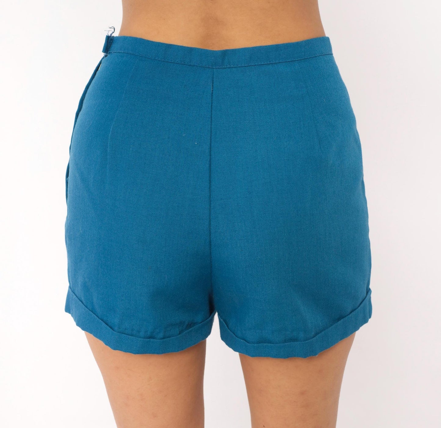 70s Teal High-Waisted Shorts Cotton V-Shaped Waistband Cuffed Small S
