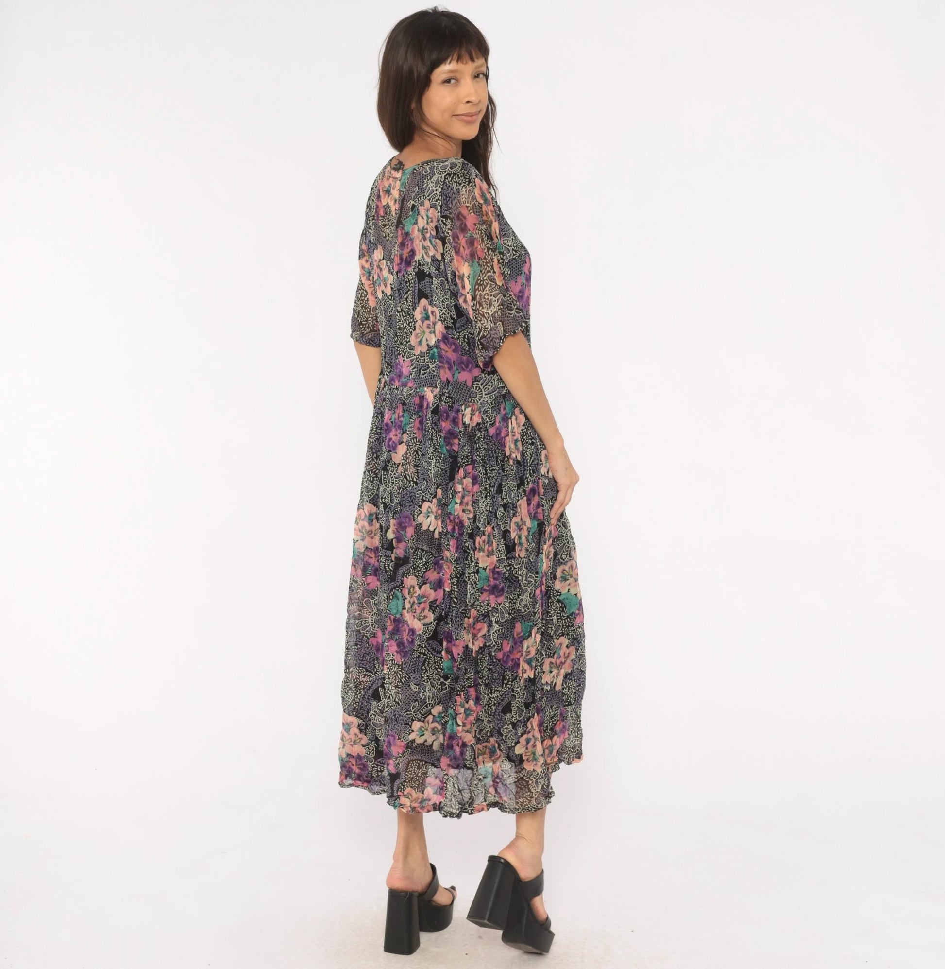 90s Nostalgia Floral Midi Dress Button Front Short Sleeve Purple Pink Teal Medium