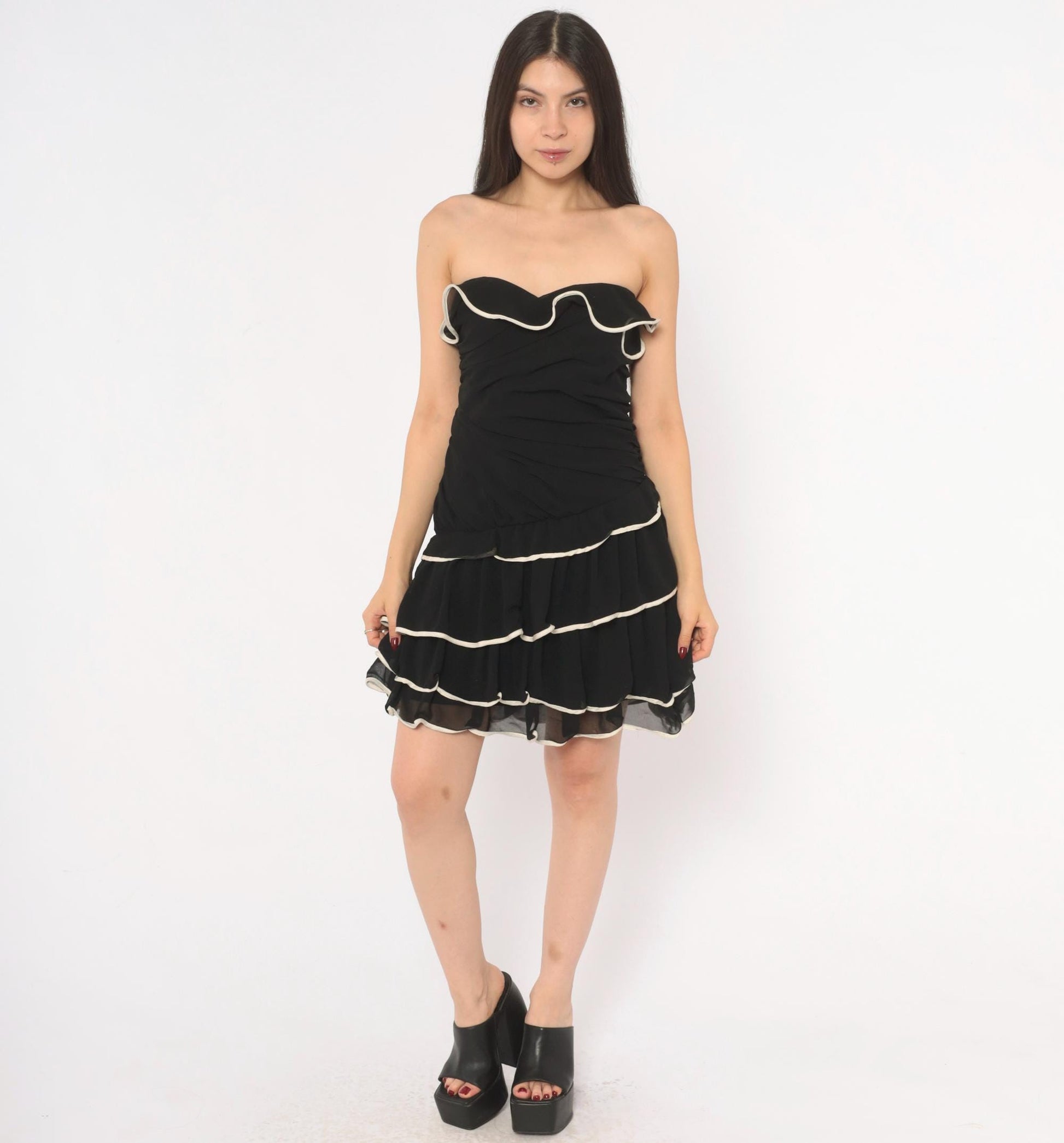 Y2K Black Mini Dress Sweetheart Neckline White Piping Ruched Bustier Medium M