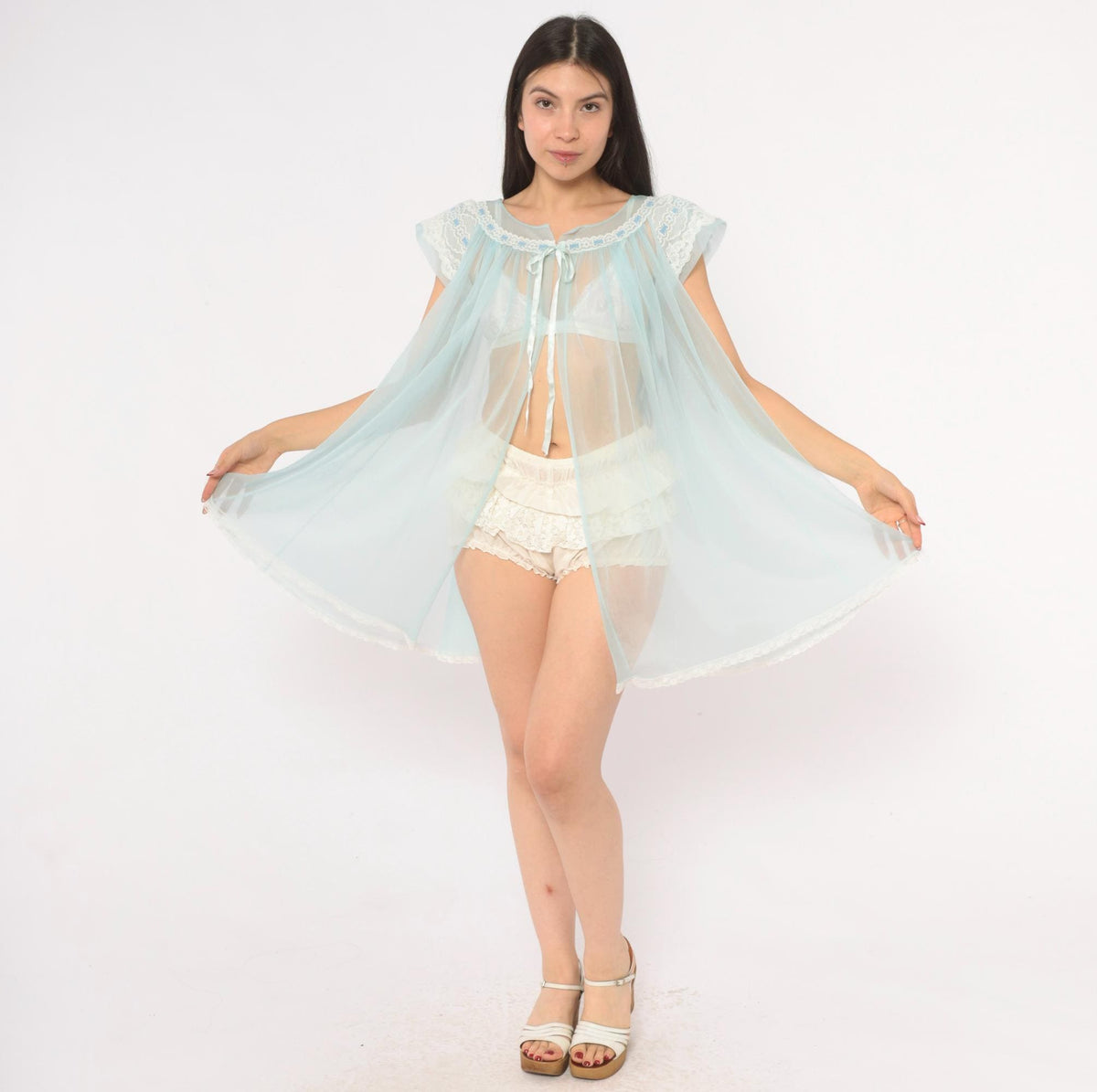 70s Baby Blue Sheer Peignoir Robe Lace Trim Cap Sleeve Nightgown Small