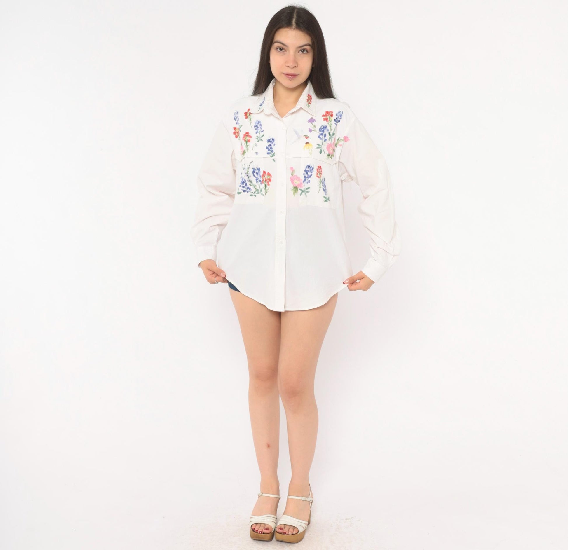 90s Ol' Paint Hand-Painted Wildflower Hummingbird White Cotton Button-Up Medium
