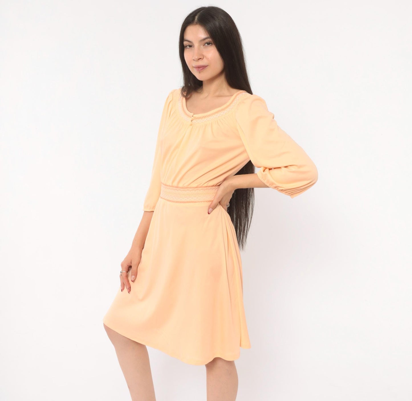 70s Peach Peasant Dress Puff Sleeve Smocked Embroidery Knee Length Large L