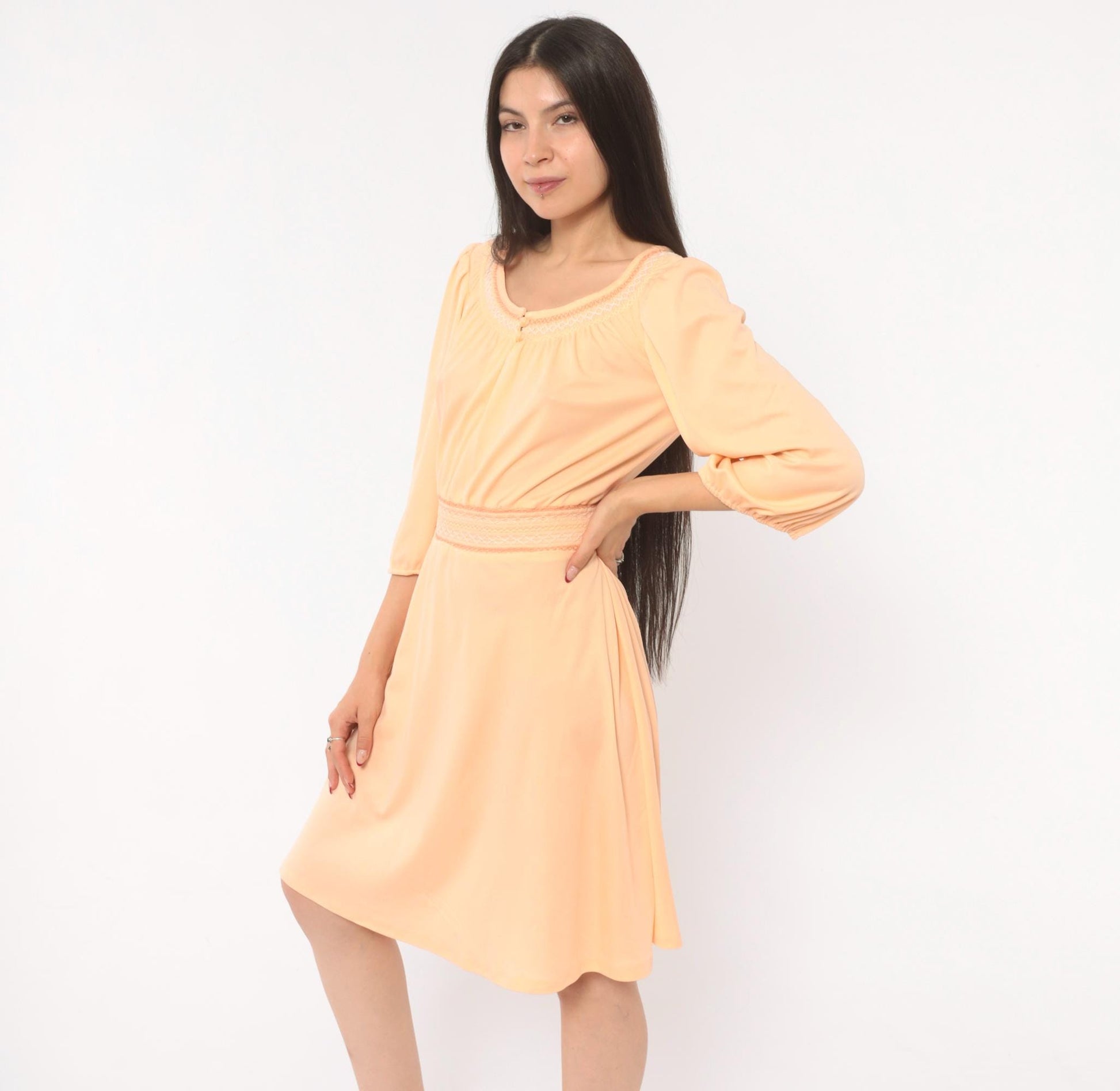 70s Peach Peasant Dress Puff Sleeve Smocked Embroidery Knee Length Large L
