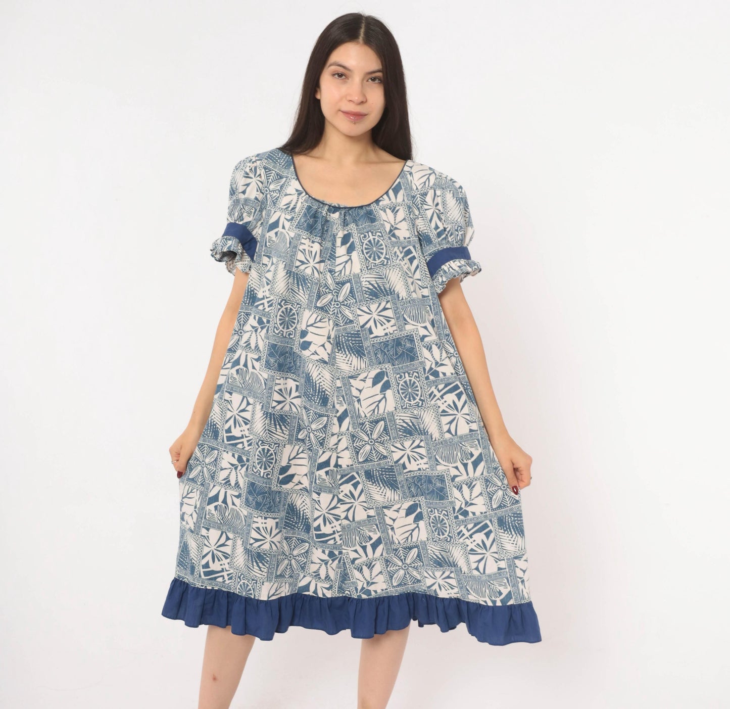 90s Good Times Tapa Print Muumuu Blue White Tropical Patchwork Cotton Knee-Length Medium Large