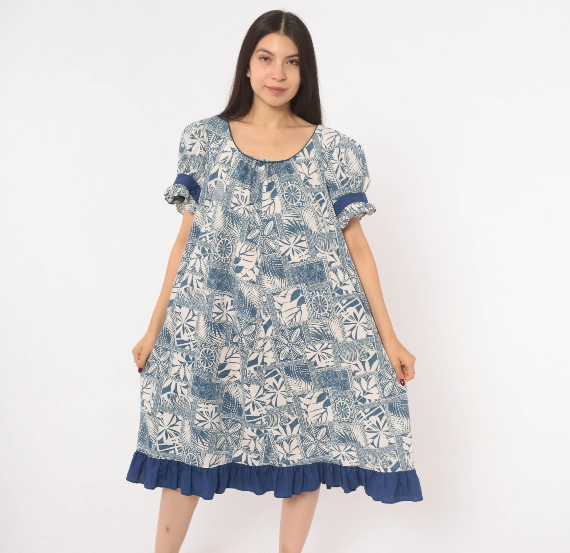 90s Good Times Tapa Print Muumuu Blue White Tropical Patchwork Cotton Knee-Length Medium Large