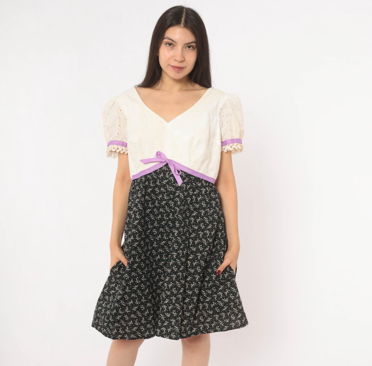 70s Princess Kaiulani Empire Waist Dress Eyelet Puff Sleeve Black Floral Medium M