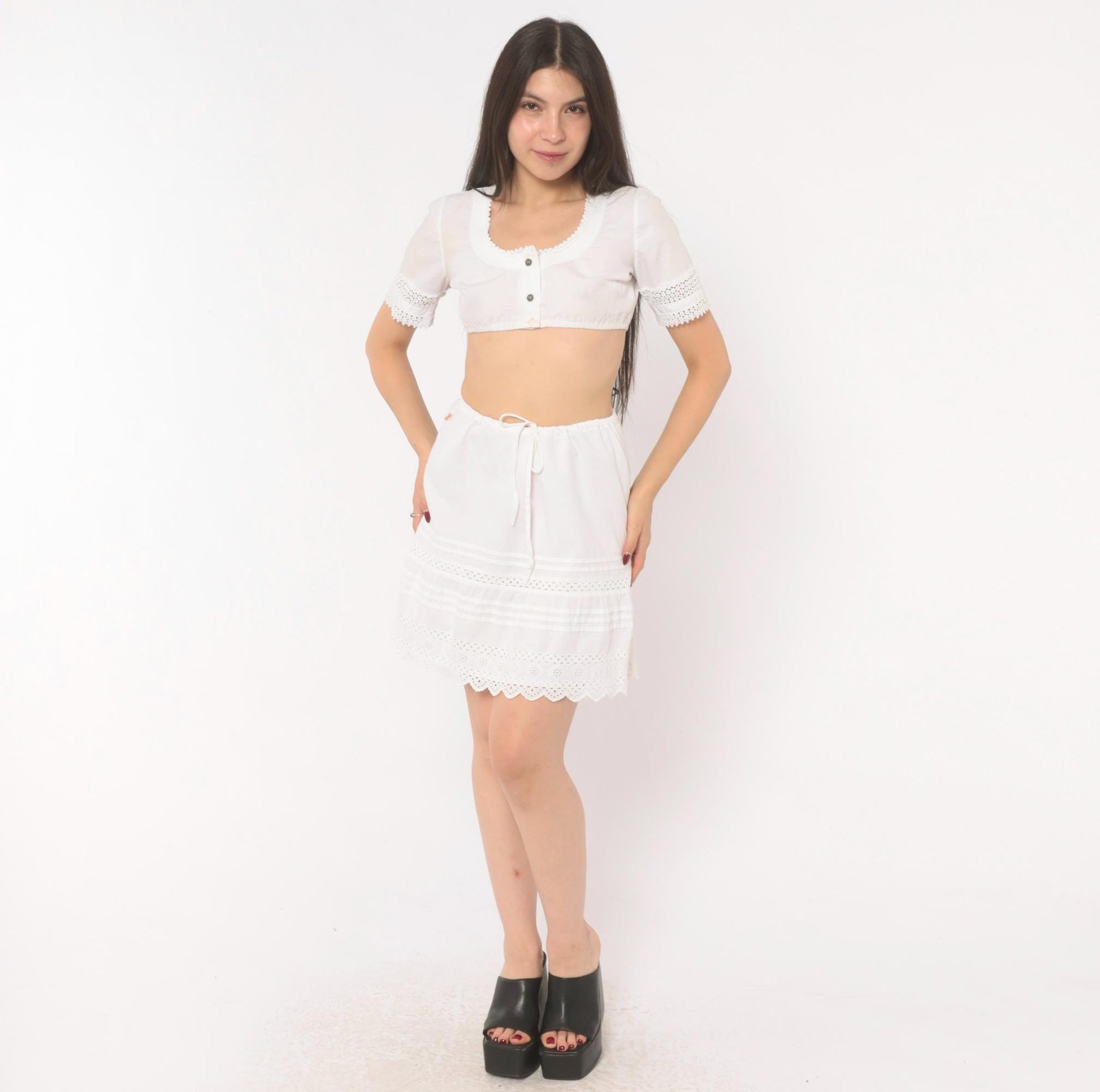 2000s Hollister White Eyelet Mini Skirt Cotton Small S