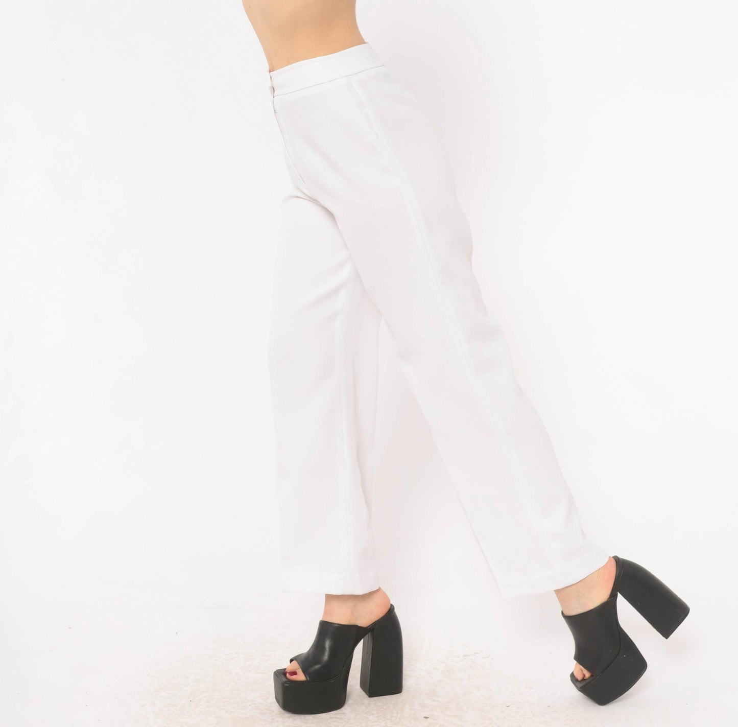 70s White Wide Leg High Rise Trousers Ivory Straight Pressed Crease Small